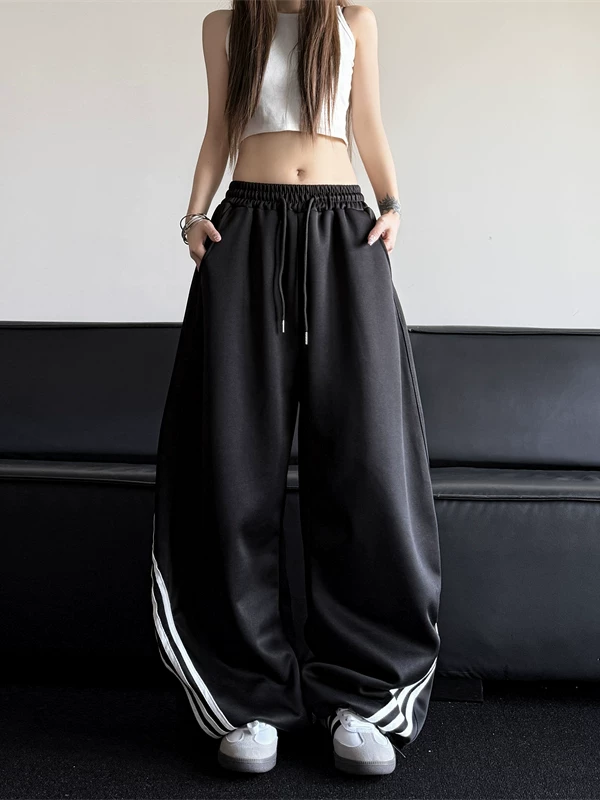Quần thể thao ba sọc phong cách hip-hop Mỹ dành cho nam, quần ống cong vintage xuân/thu, quần ống rộng dài chạm đất thời thượng, thương hiệu nổi tiếng.