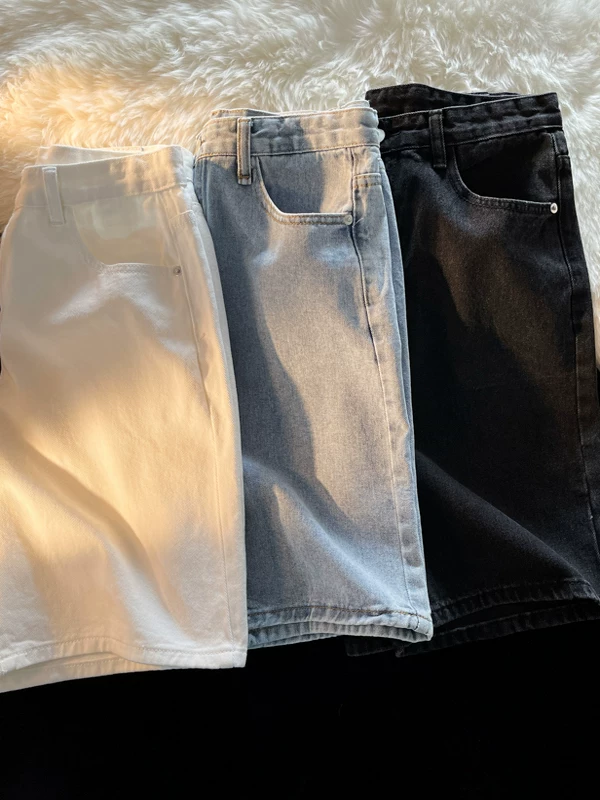 Quần short denim màu trơn cho nam, phong cách Harajuku, quần lửng rộng rãi thoải mái, quần short ống thẳng đa năng hợp thời trang mùa hè.