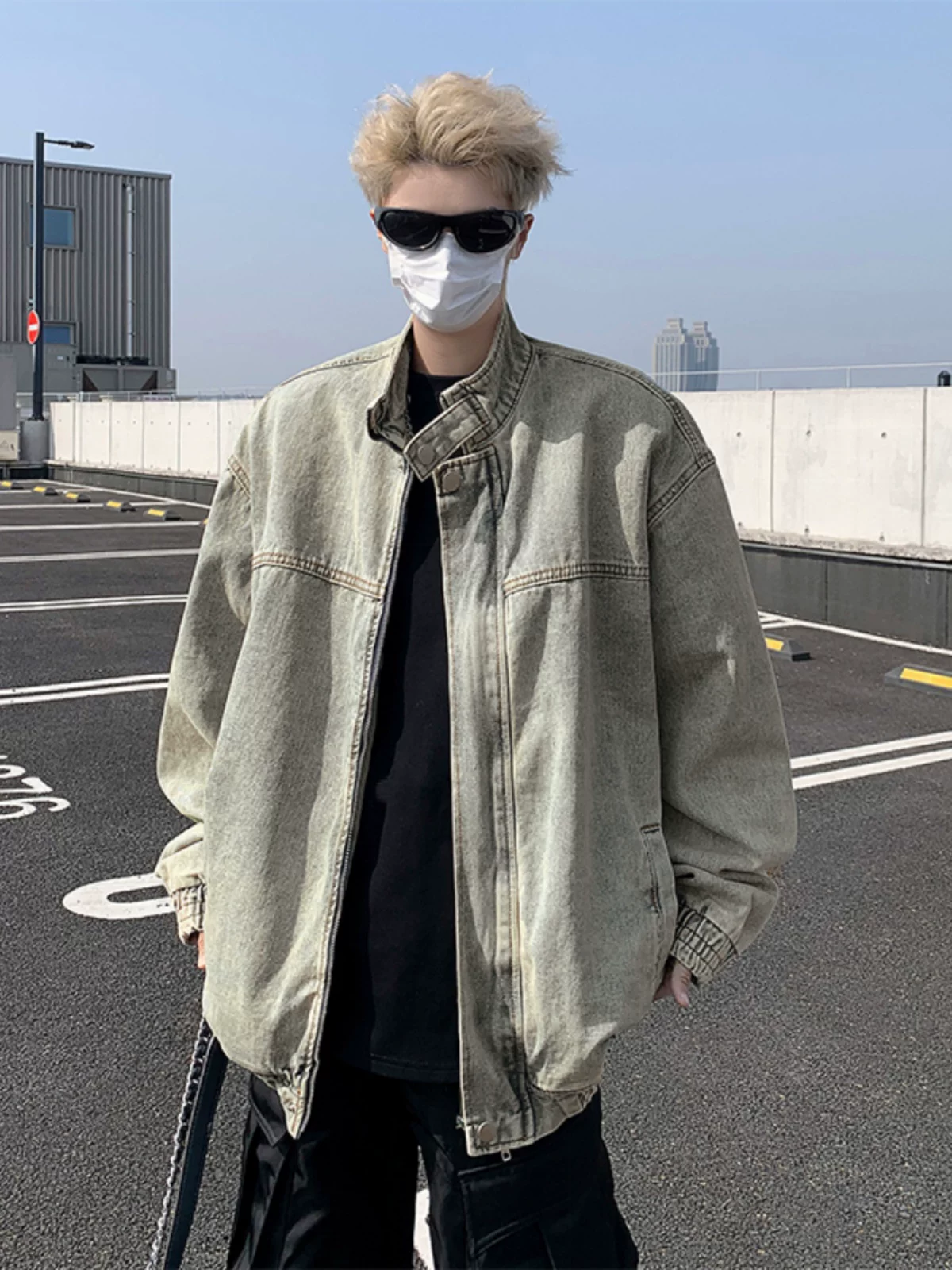 Áo khoác denim cổ điển Mỹ dành cho nam, dáng rộng, cổ đứng, kiểu giặt mài, áo khoác thời trang mùa xuân thu.