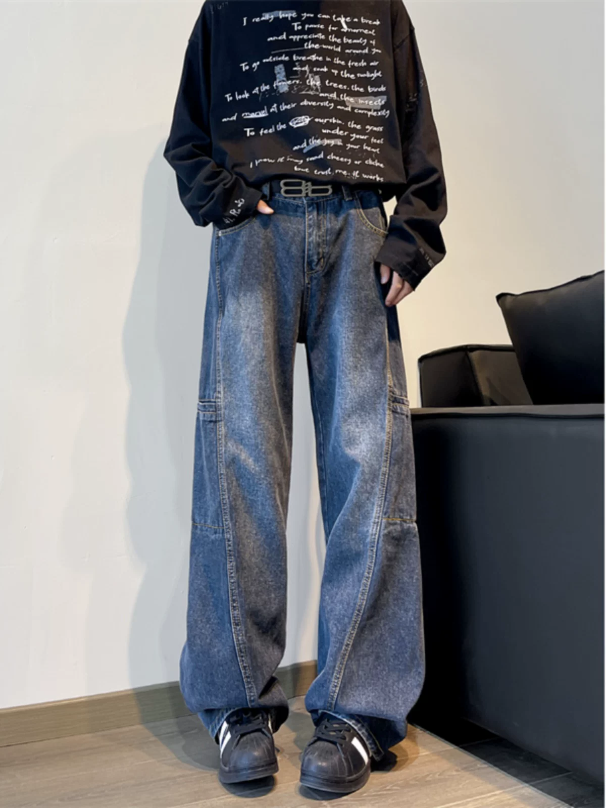Quần jean nam chất liệu denim mềm mại, kiểu dáng cleanfit, phong cách retro Mỹ, ống loe, quần dài xu hướng thời trang, thoải mái khi mặc đi làm.
