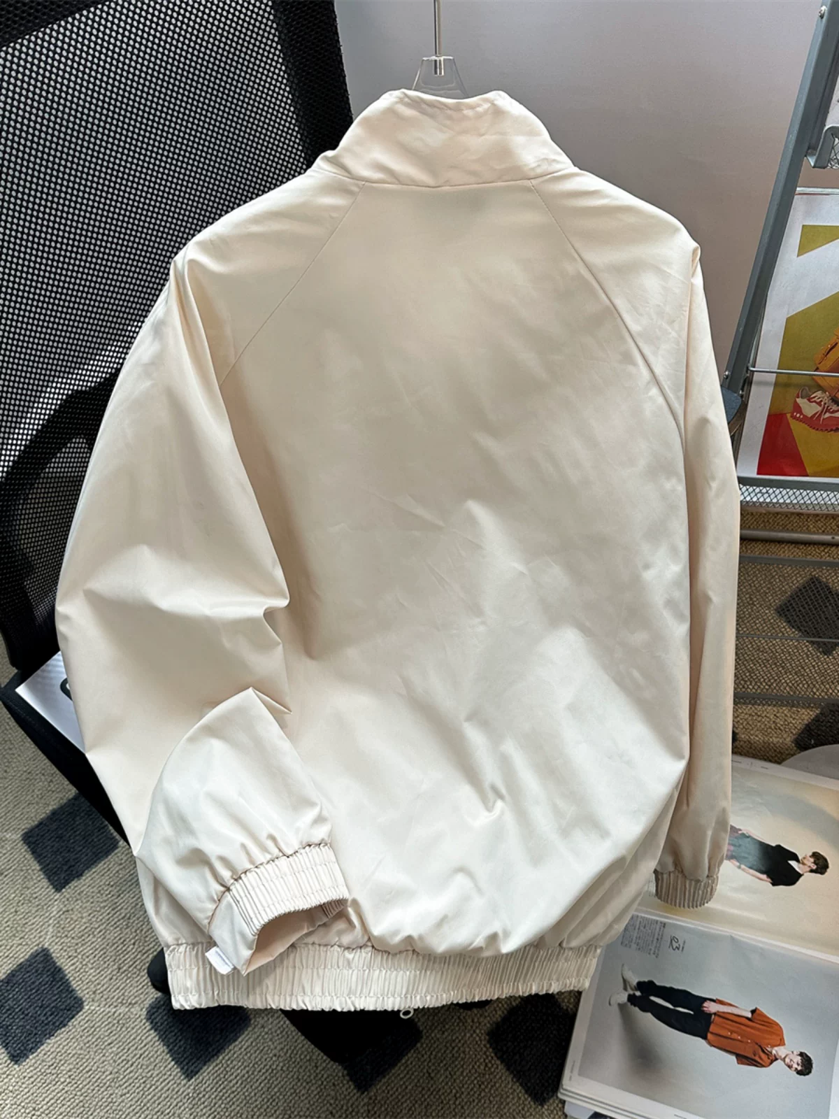 Áo khoác nam mùa xuân thu, kiểu dáng Mỹ rộng rãi, cổ đứng thêu, áo khoác phi công thời trang phong cách cleanfit.