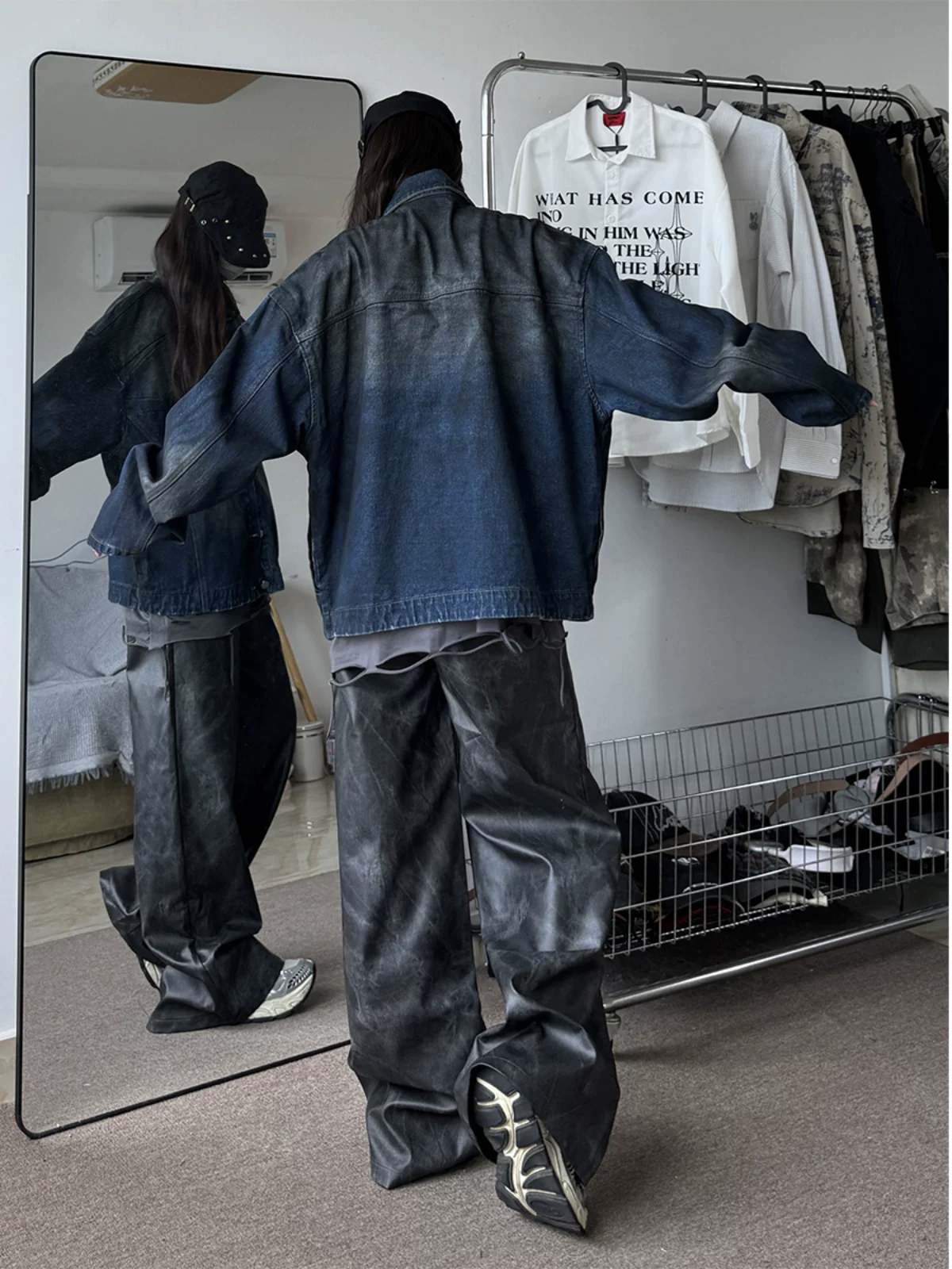 Áo khoác denim phong cách Wasteland dành cho nam và nữ, áo khoác có đệm vai rộng rãi, áo khoác cleanfit thời trang Mỹ mùa xuân thu.