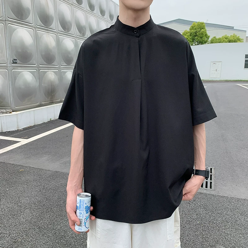 Áo sơ mi ngắn tay bằng vải lụa mùa hè dành cho nam, dáng rộng, phong cách Hồng Kông, phong cách Nhật Bản, cổ đứng nhỏ, phong cách ins thời thượng, áo chui đầu mát mẻ.