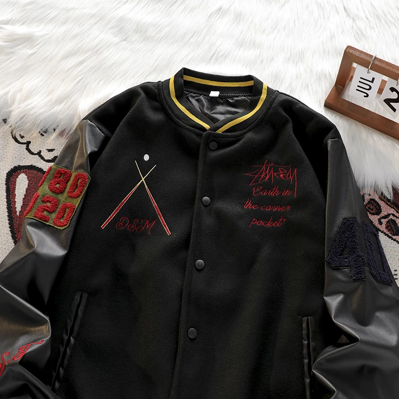 Áo khoác da PU thêu chắp vá dành cho nam, áo khoác bóng chày phong cách retro Mỹ hip-hop, áo khoác ngoài dáng rộng hợp thời trang mùa xuân thu mới dành cho cặp đôi.