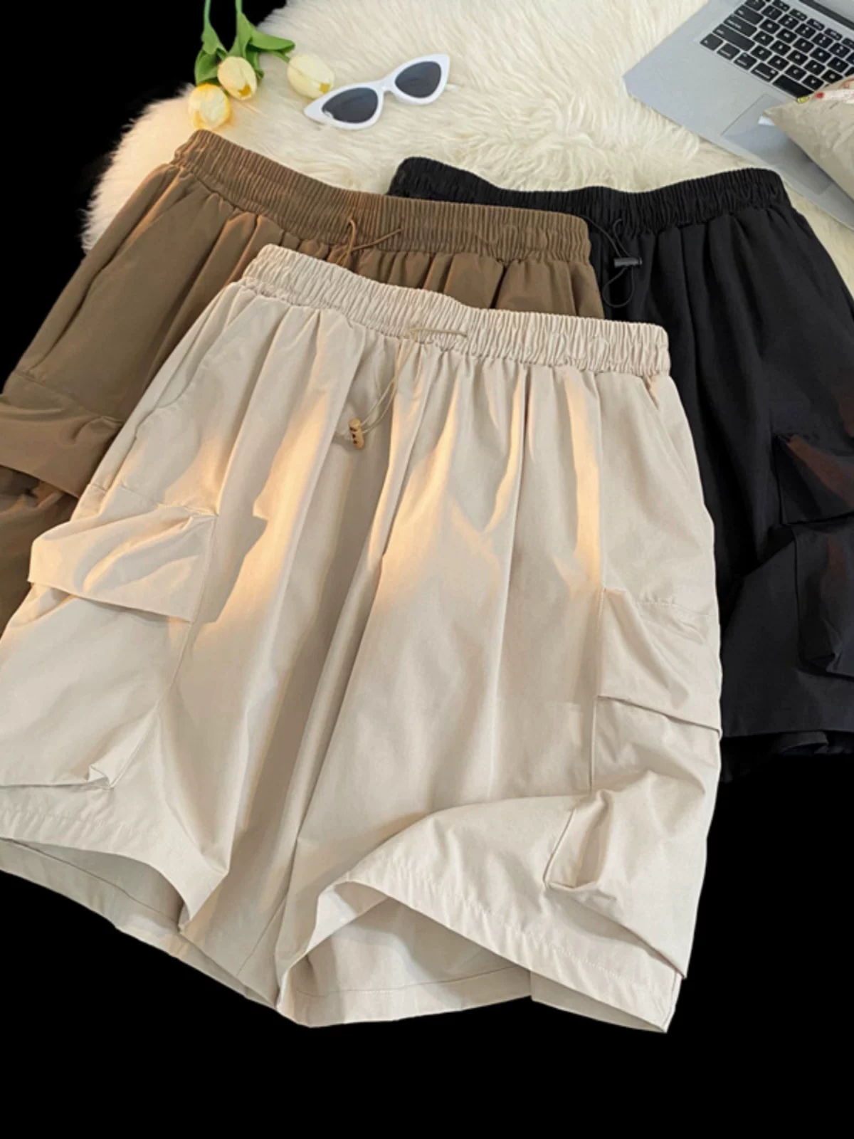 Quần short mỏng mùa hè dành cho nam, phong cách đường phố, quần cargo nhiều túi, dáng rộng, quần short năm điểm thương hiệu thời thượng đa năng.