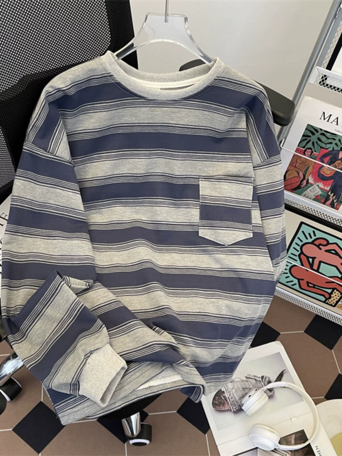 Áo nỉ sọc phối màu xuân thu dành cho nam, áo thun cotton nguyên chất dáng rộng, áo thun dài tay phong cách Mỹ cổ điển hợp thời trang.