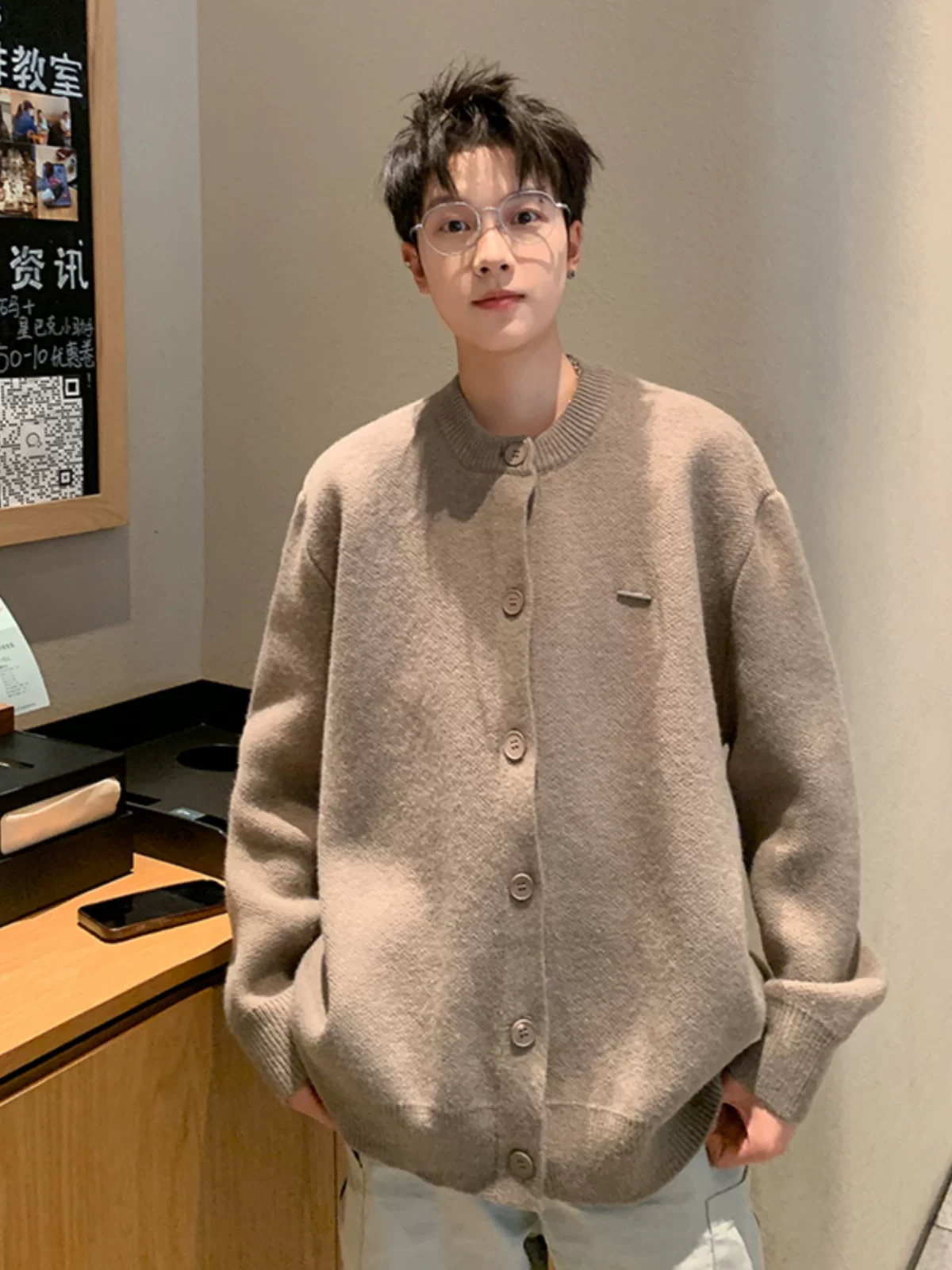 Áo len cardigan cao cấp dành cho nam, áo dệt kim kiểu dáng gọn gàng hợp thời trang, áo khoác dáng rộng phong cách lười biếng kiểu Mỹ cho mùa thu đông.