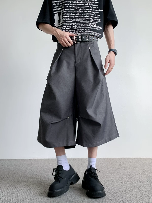 Quần lửng xếp ly đính đinh tán dành cho nam, quần ống rộng thiết kế theo xu hướng mùa hè, quần short rộng rãi kiểu Mỹ.