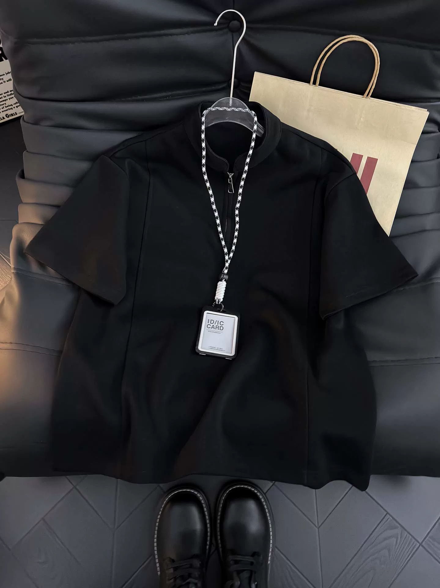 Áo thun nam cổ Henry kiểu Mỹ, tay ngắn, dáng rộng, phong cách casual mùa hè, thiết kế nửa khóa kéo thời trang.