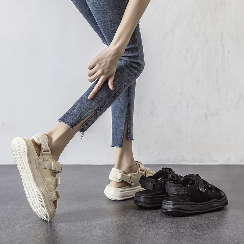 Dép thể thao Velcro dành cho nữ, dép đi ngoài trời đế dày thời trang mùa hè, giày đi biển thông thường mới năm 2026.