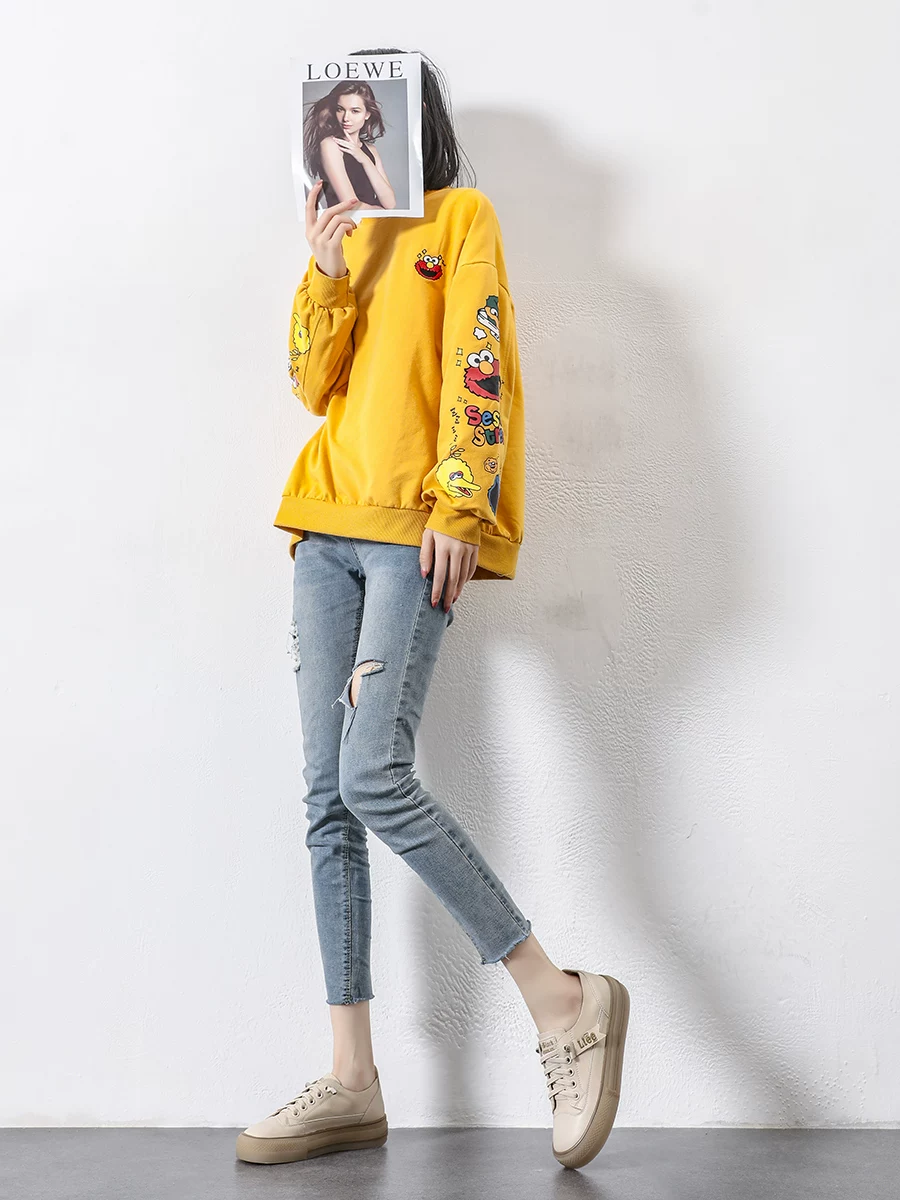 Giày nữ da thật màu trắng phong cách retro, giày bệt đế mềm da thật, giày lười nữ kiểu mới xuân 2026, giày thể thao thường ngày