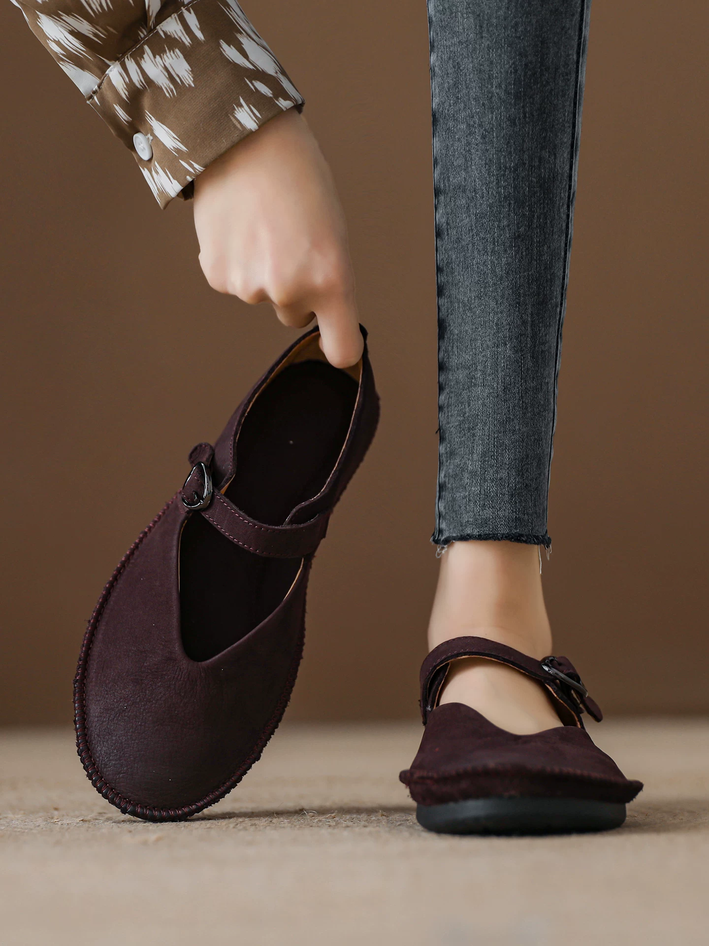 Giày Mary Jane quai ngang dành cho nữ, làm từ da bò lớp trên cùng, giày nữ thủ công vintage, kiểu mới mùa hè 2026, giày đế mềm đế bằng.
