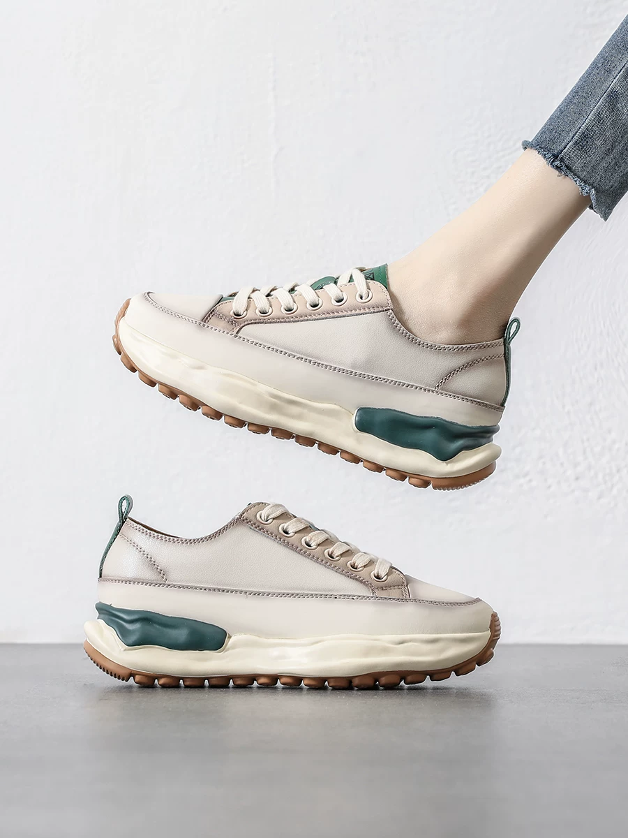 Giày thể thao nữ da thật kiểu retro Forrest Gump, đế dày màu trắng, mẫu mới xuân 2026, giày thể thao đa năng, phong cách thường ngày.