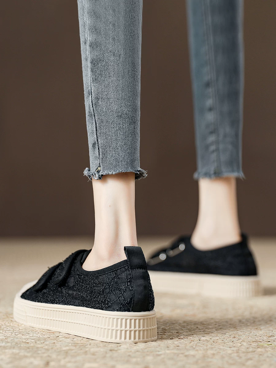 Giày lưới ren kiểu Chanel dành cho nữ với giày thể thao thông thường có khóa dán Giày vải mỏng thoáng khí mùa hè 2026