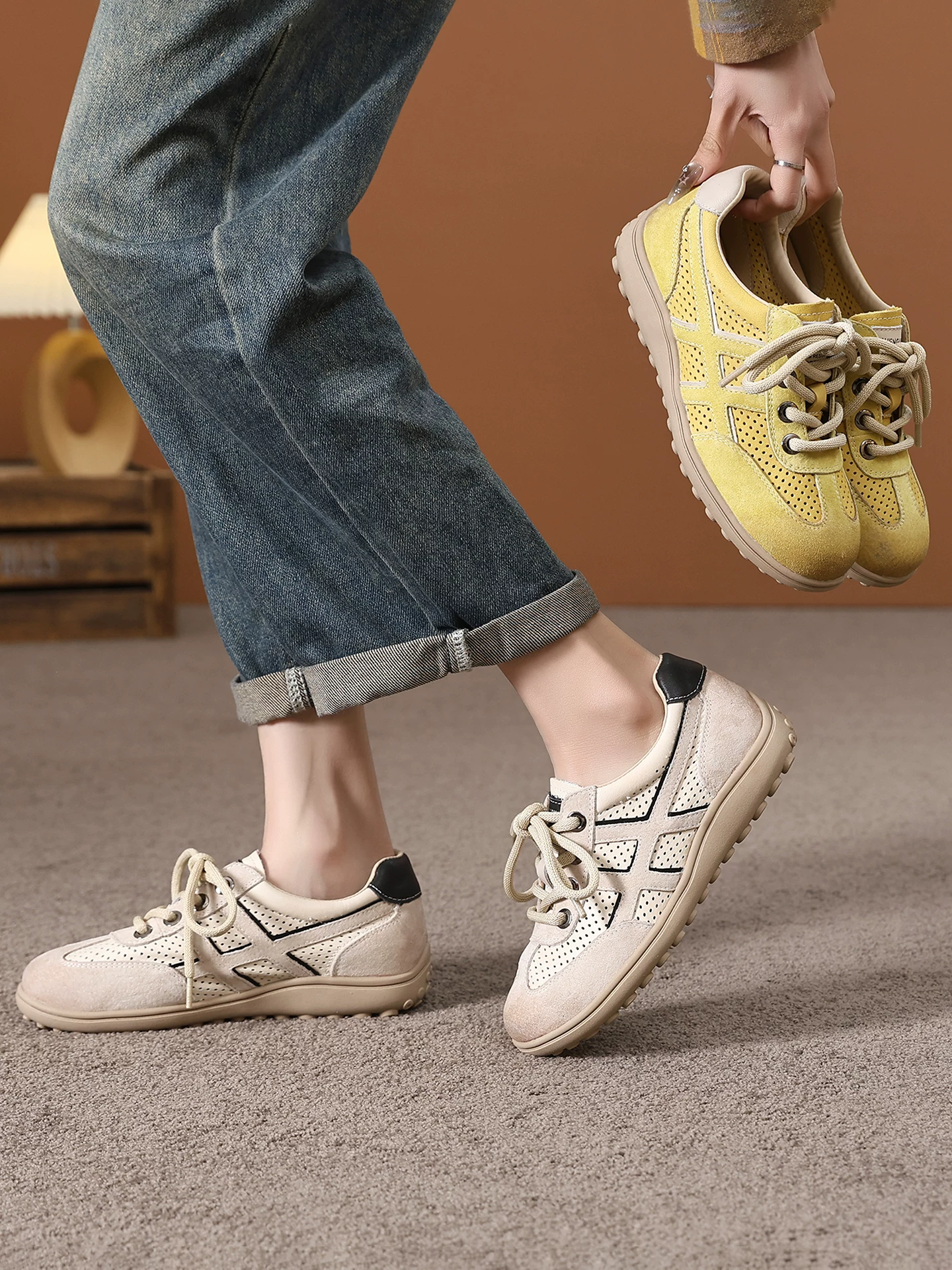 Giày tập luyện da bò kiểu retro Đức dành cho nữ, giày thể thao lưới thoáng khí kiểu Forrest Gump, giày thể thao đế mềm mới mùa xuân hè 2026