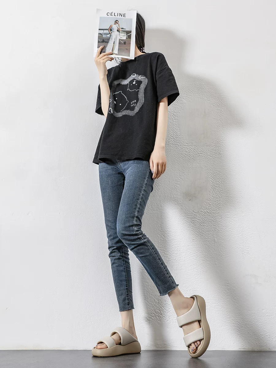 Dép bánh mì đế dày dành cho nữ, dép lười da thật phong cách retro, dép xỏ ngón kiểu mới mùa hè 2026.