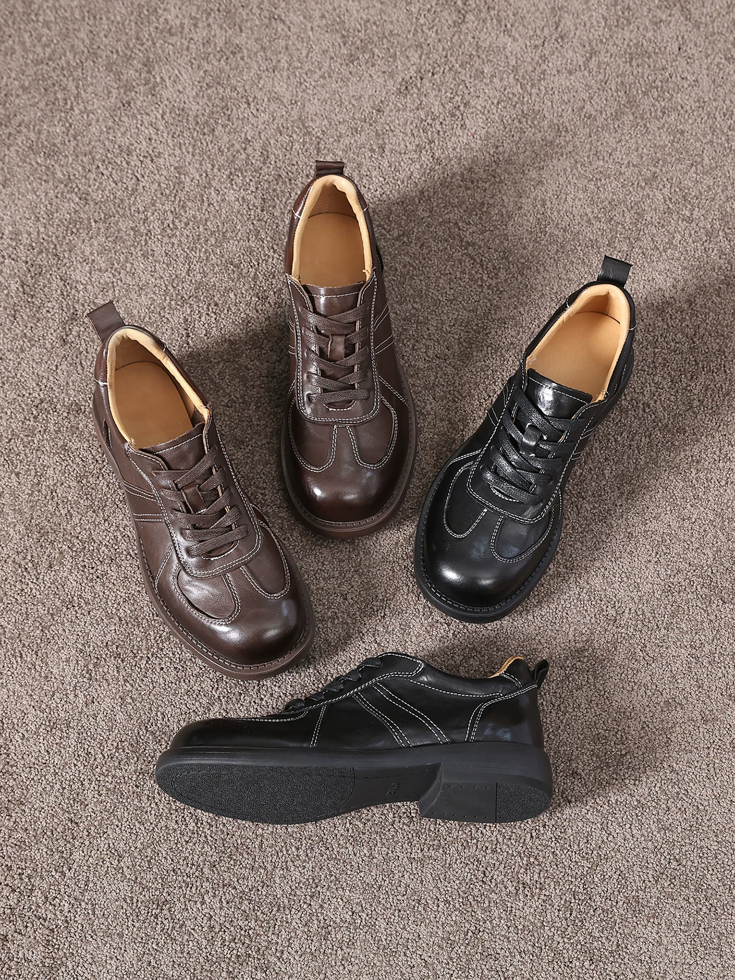 Giày da nữ phong cách Anh, giày brogue cổ điển da bò lớp đầu tiên, giày derby buộc dây kiểu giản dị mới mùa xuân 2026.