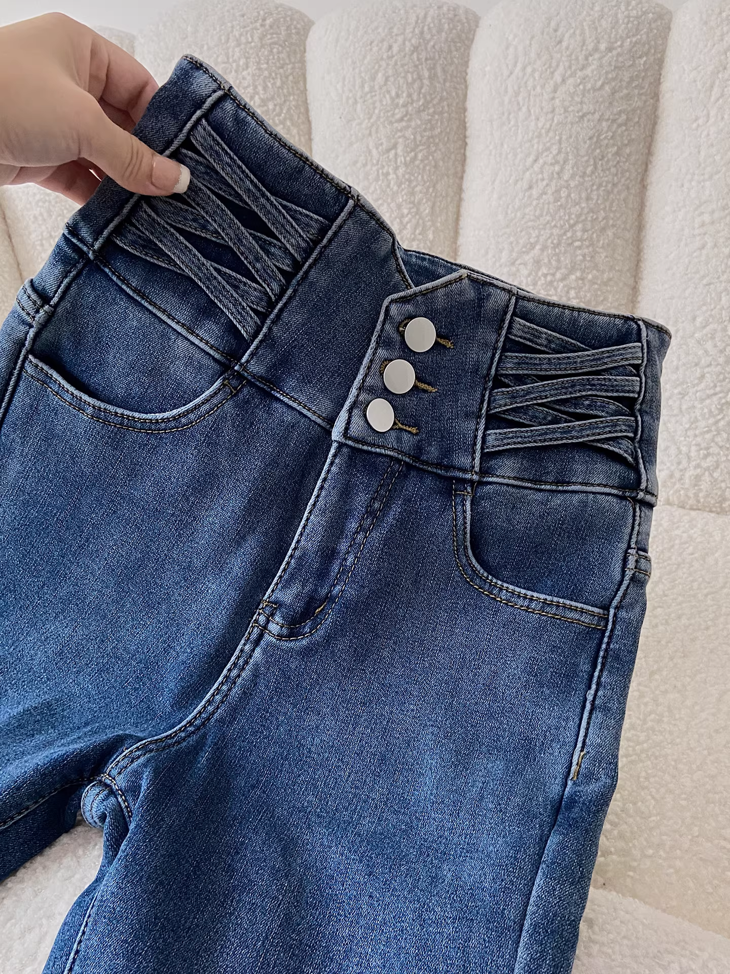 Quần jean nữ La Chapelle cạp cao, lót lông, kiểu dáng ôm sát, mùa thu đông 2025, kiểu dáng mới, quần bút chì dáng nhỏ nhắn.