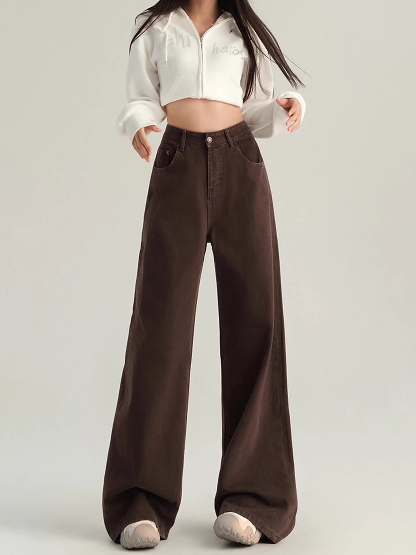 Quần jeans ống rộng màu cà phê La Chapelle dành cho nữ, mẫu mới thu đông 2025, kiểu vintage, cạp cao, dáng rộng, dài chấm đất, thẳng.