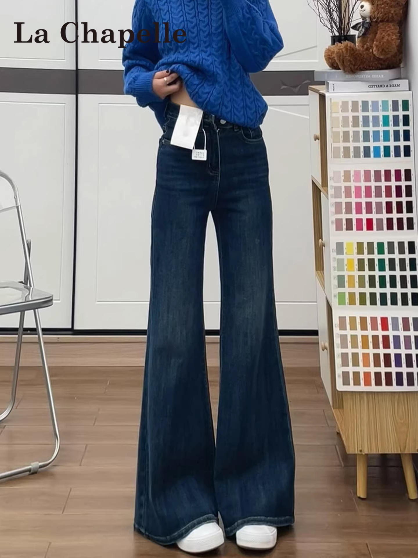 Quần jeans nữ La Chapelle kiểu dáng retro, lót lông dày, ống loe, mùa thu đông 2025, cạp cao, ôm dáng, kiểu chuông