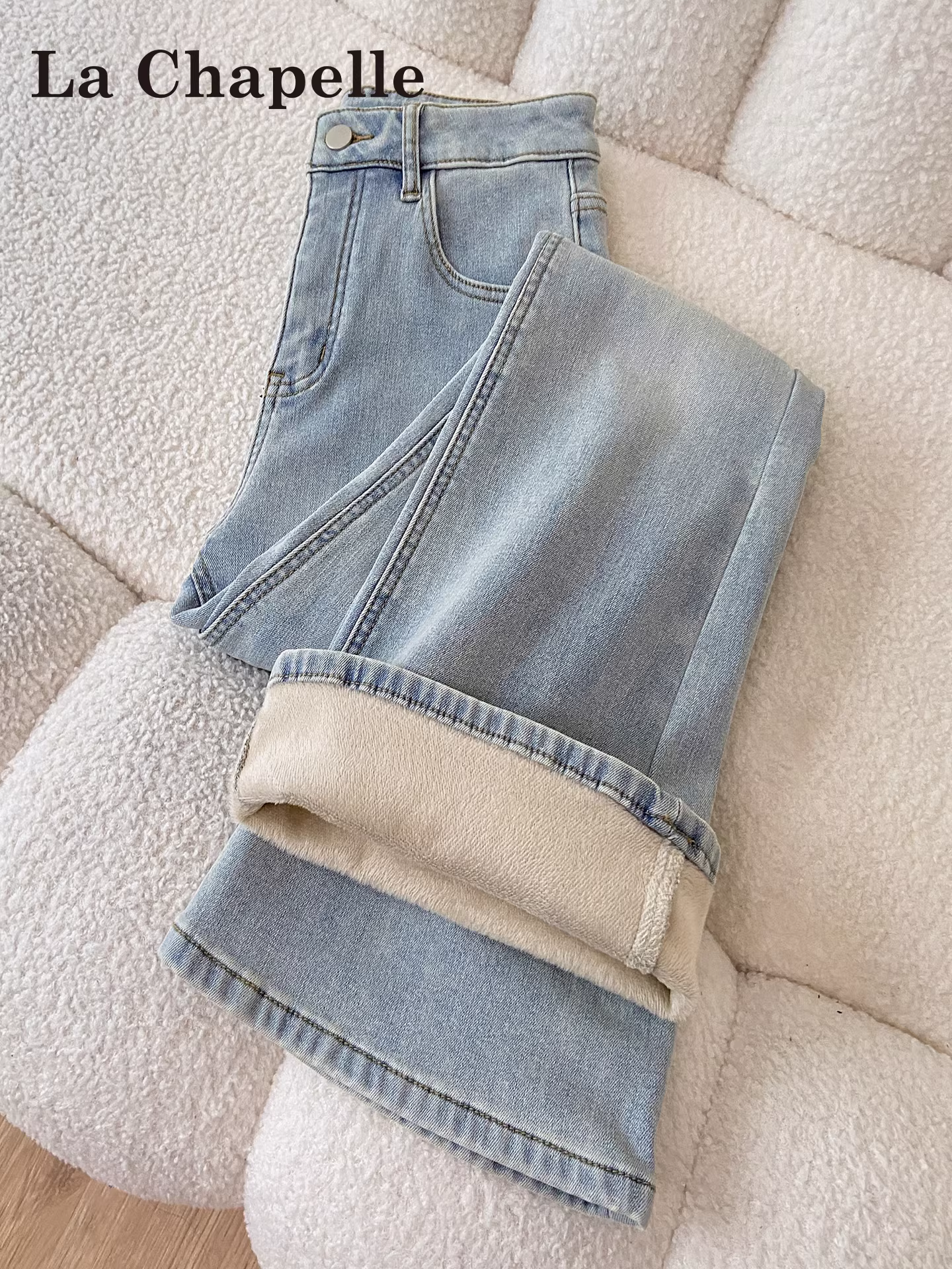 Quần jean dáng loe lót lông phong cách Mỹ La Chapelle dành cho nữ, kiểu mới thu đông 2025, quần ống chuông cạp cao tôn dáng, size nhỏ.