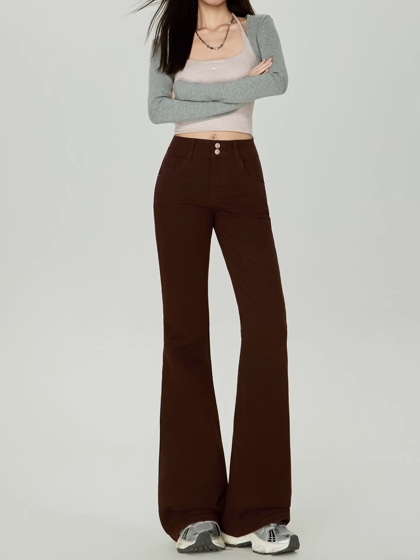 Quần jean nữ La Chapelle màu cà phê, lót lông cừu dày, dáng loe, kiểu mới thu đông 2025, cạp cao, ôm dáng, ống chuông.