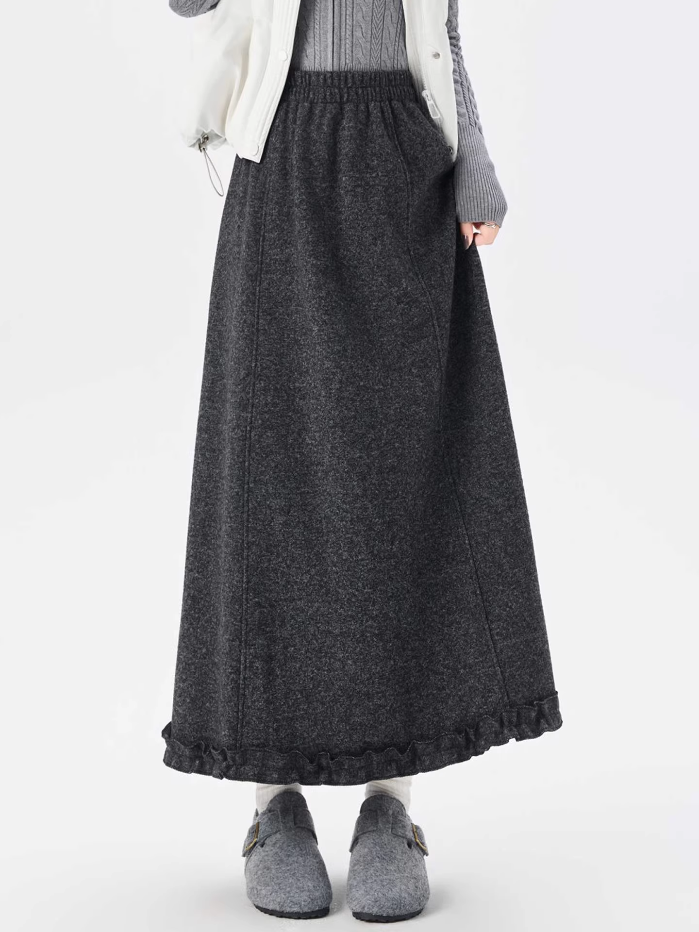 Váy xếp ly kiểu Hàn Quốc màu xám La Chapelle dành cho nữ, mẫu mới thu đông 2025, cạp cao, dáng dài, tôn dáng.