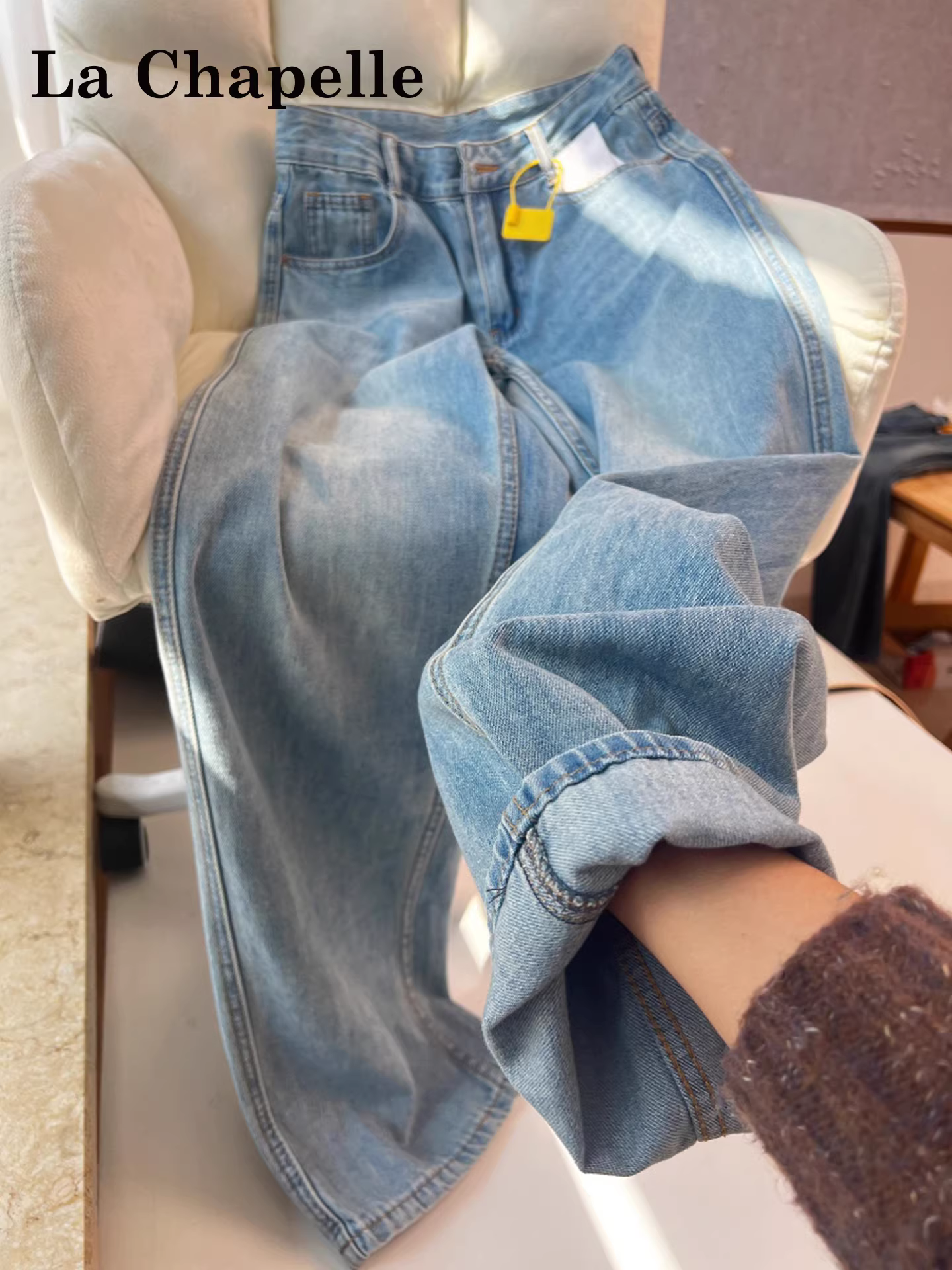Quần jeans ống rộng dáng suông chất liệu lông cừu dày dặn màu sáng La Chapelle dành cho nữ, mẫu mới thu đông 2025, size nhỏ