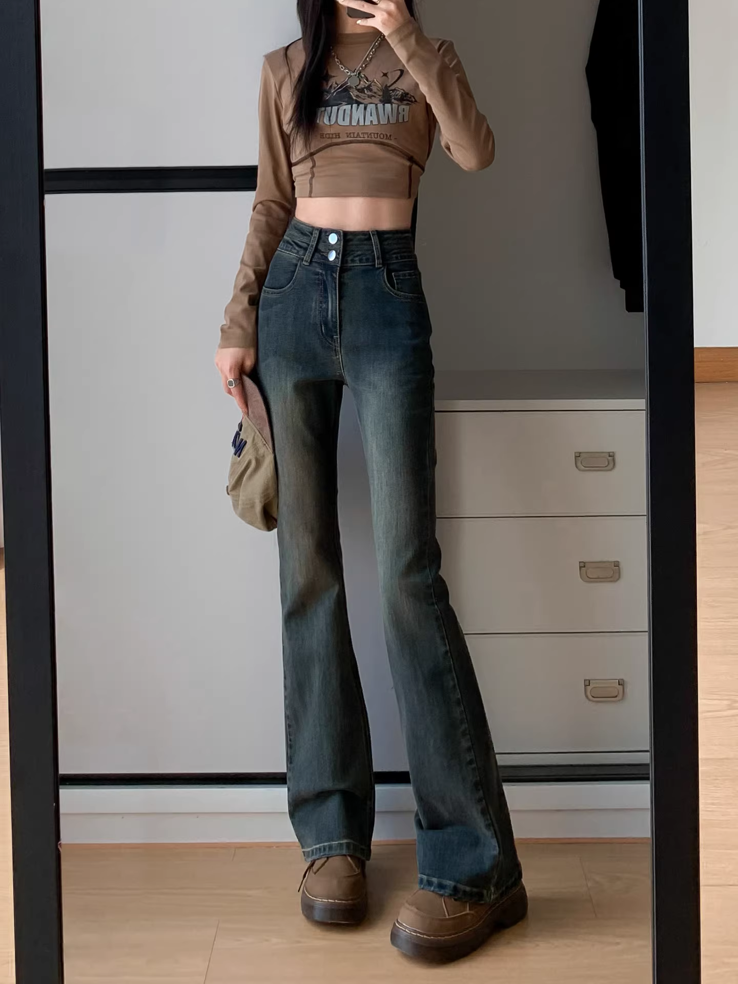 Quần jeans ống loe dày dặn lót lông cừu La Chapelle dành cho nữ, mẫu mới thu đông 2025, cạp cao, chất liệu co giãn