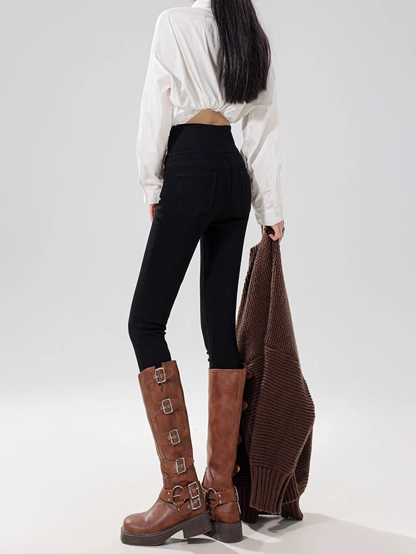 Quần jeans nữ La Chapelle kiểu dáng ôm sát, lót lông cừu, mùa thu đông 2025, cạp cao, dáng bút chì