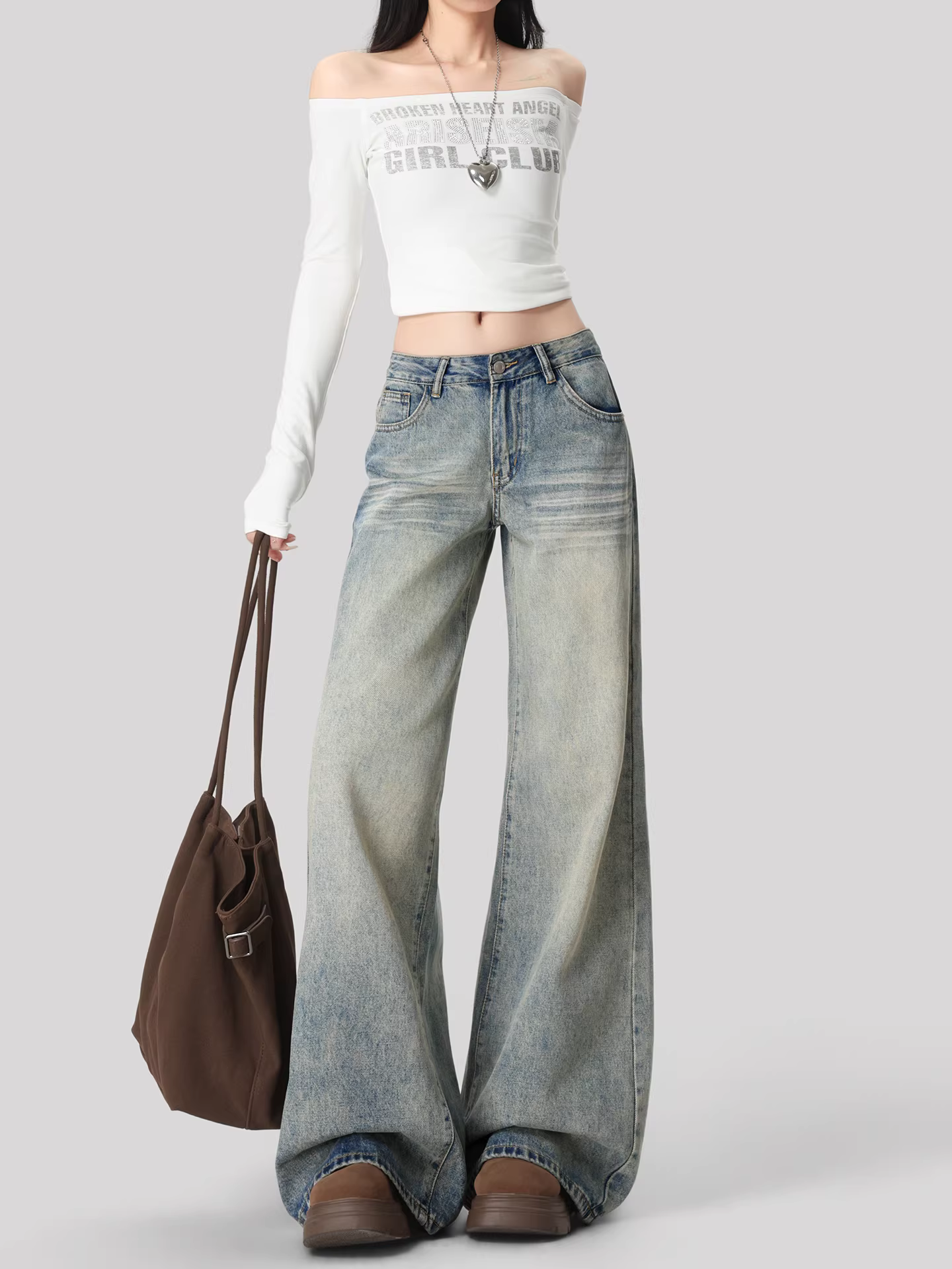 Quần jeans dáng loe La Chapelle retro nữ 2025 thu đông mới, cạp cao, ôm dáng, không bó sát