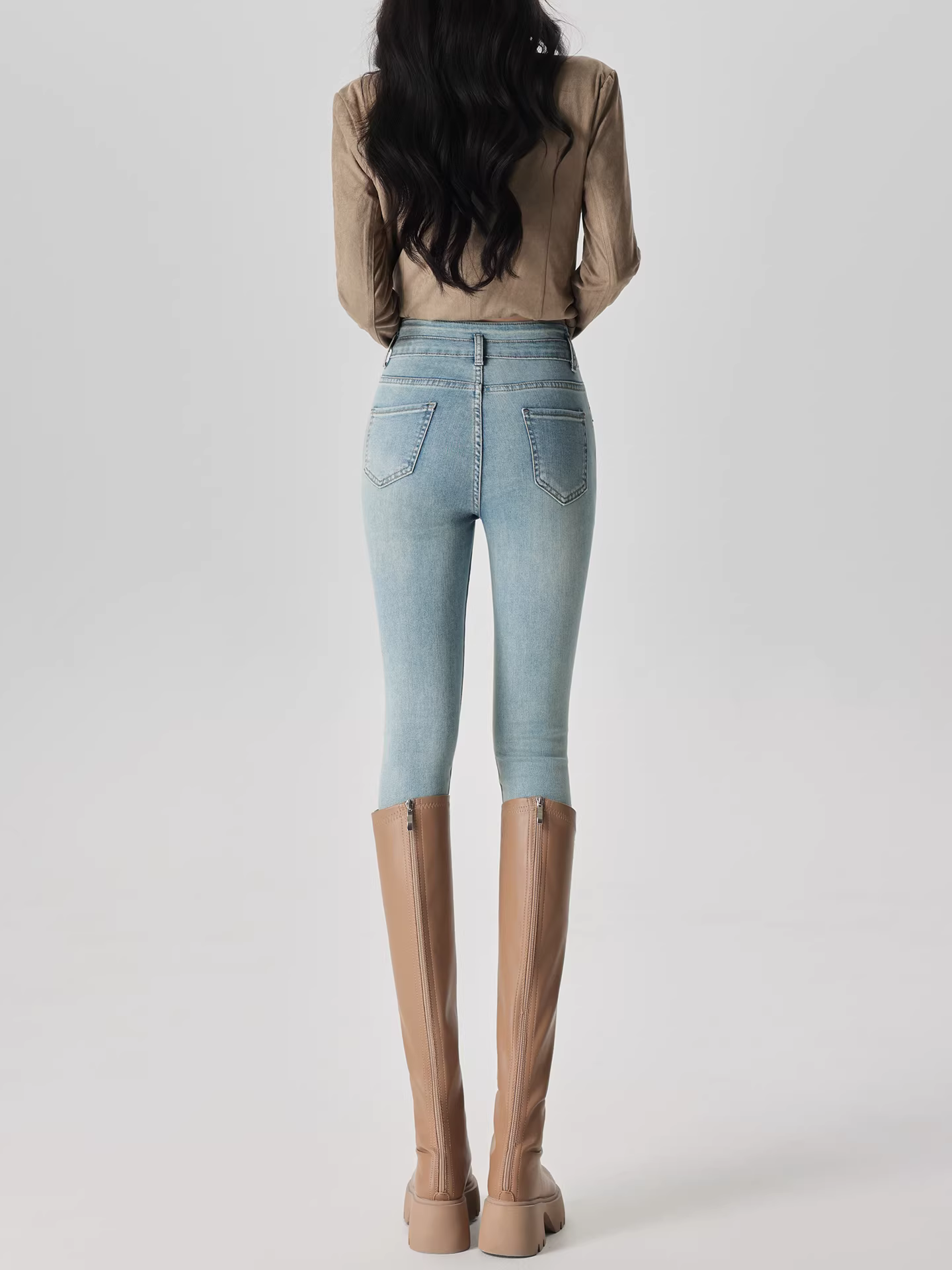 Quần jean skinny kiểu Mỹ màu sáng La Chapelle dành cho nữ, mẫu mới thu đông 2025, dáng ôm nhỏ nhắn