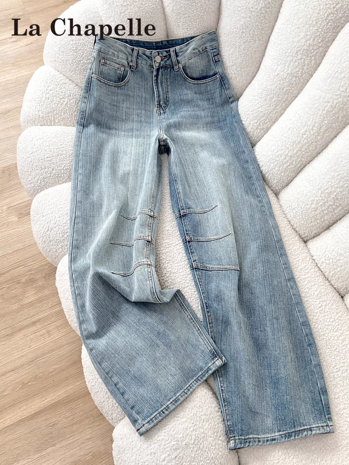 Quần jeans ống rộng họa tiết tre màu sáng La Chapelle dành cho nữ, mẫu mới thu đông 2025, cạp cao, dáng rộng, chất liệu mềm mại, ống thẳng