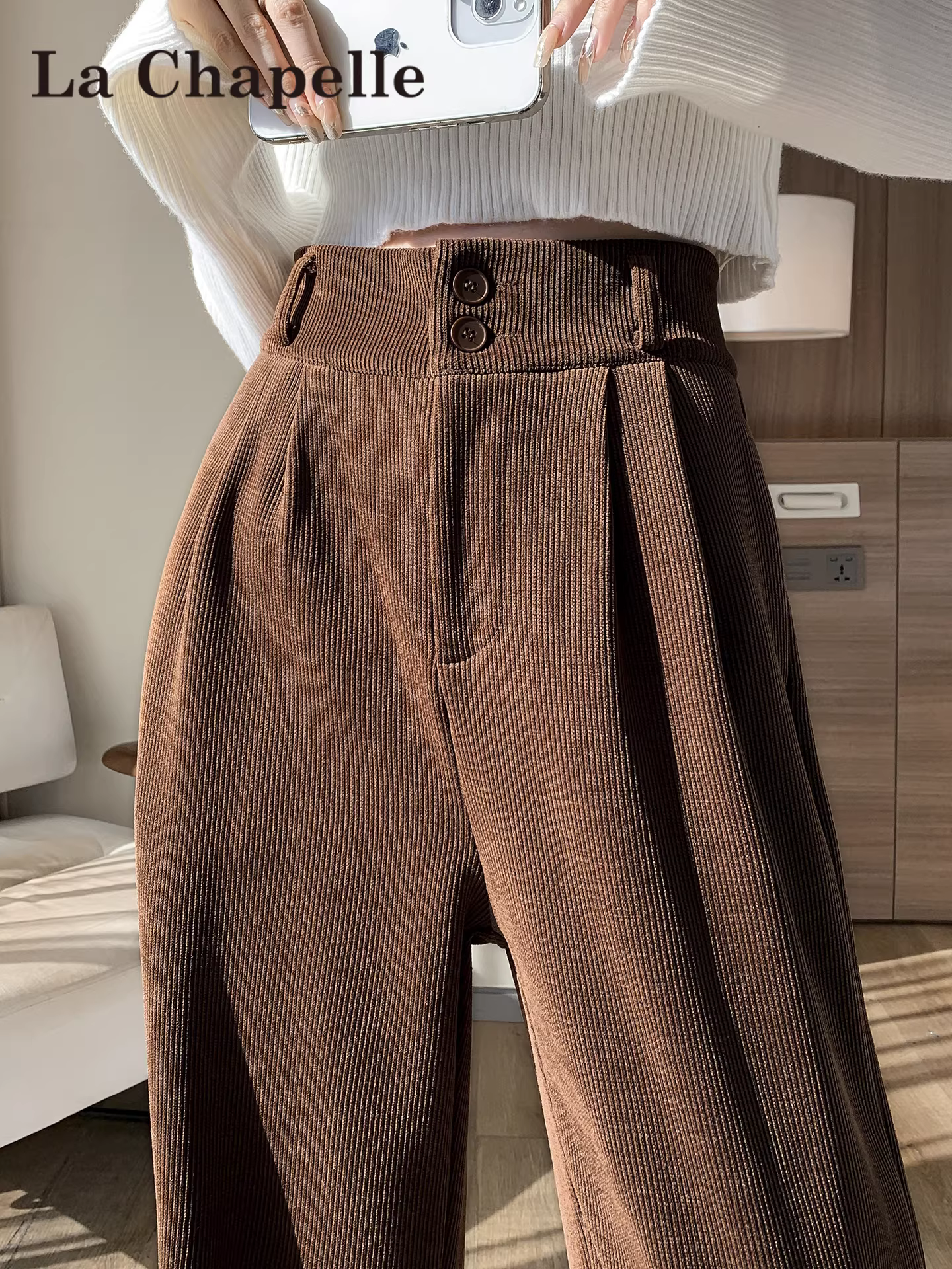 Quần ống rộng dày dặn lót lông màu cà phê La Chapelle dành cho nữ 2025, quần ống đứng chất liệu nhung kẻ cao cấp, cạp cao, dáng rộng, mùa thu đông mới