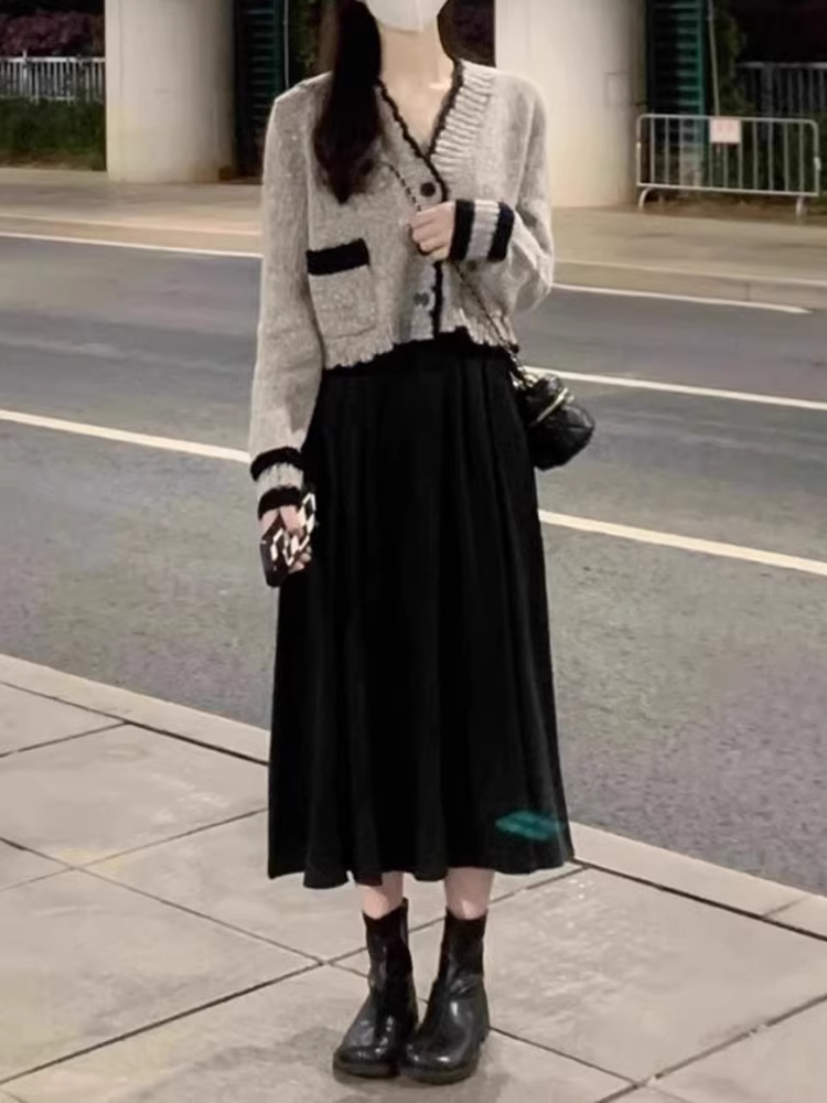 Áo len dệt kim kiểu Pháp La Chapelle dành cho nữ, áo cardigan cổ chữ V mới mùa xuân thu 2025.