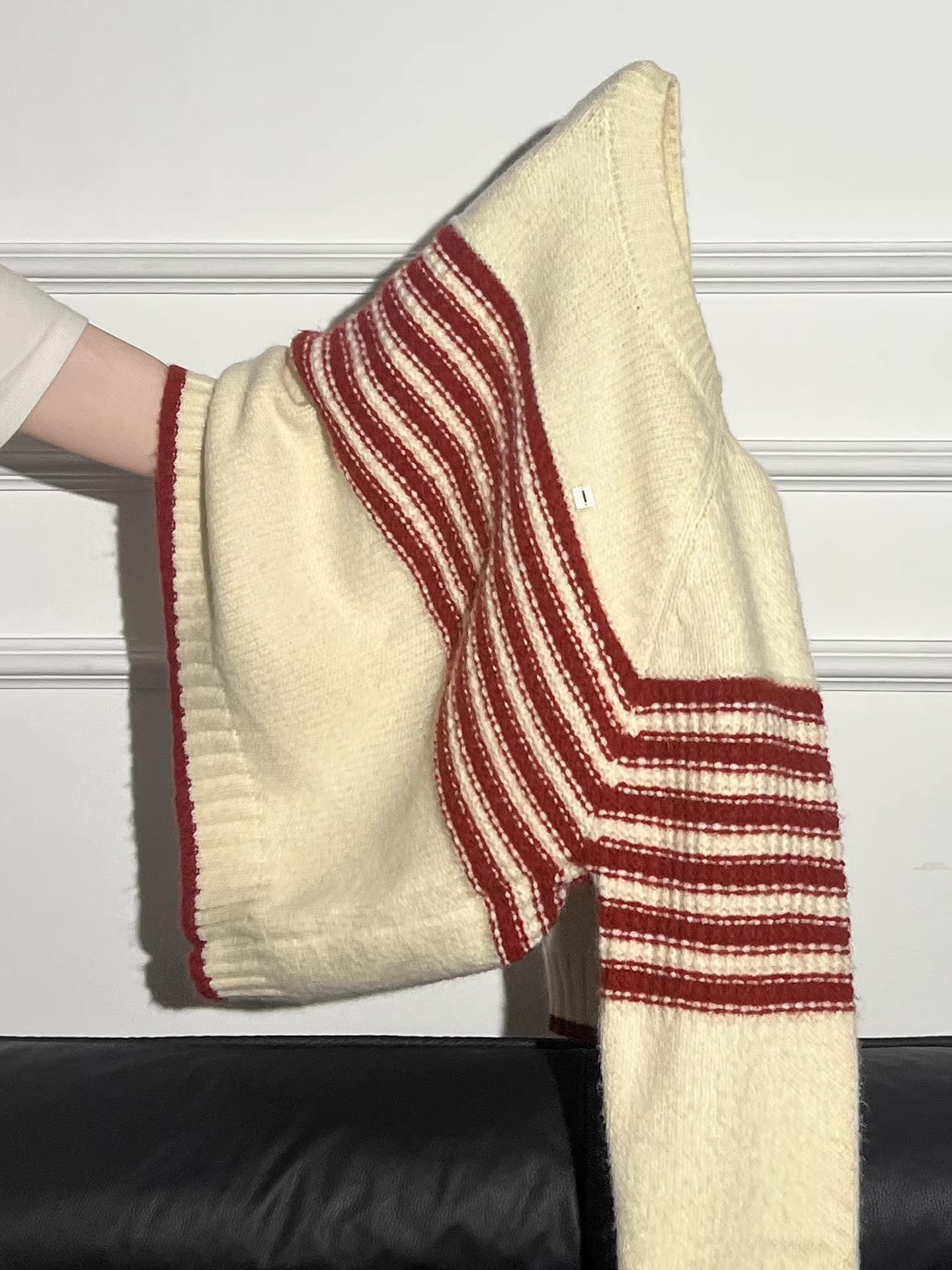 Áo len dệt kim cổ tròn sọc tím La Chapelle dành cho nữ 2025 mới thu đông phong cách Hàn Quốc lớp trong