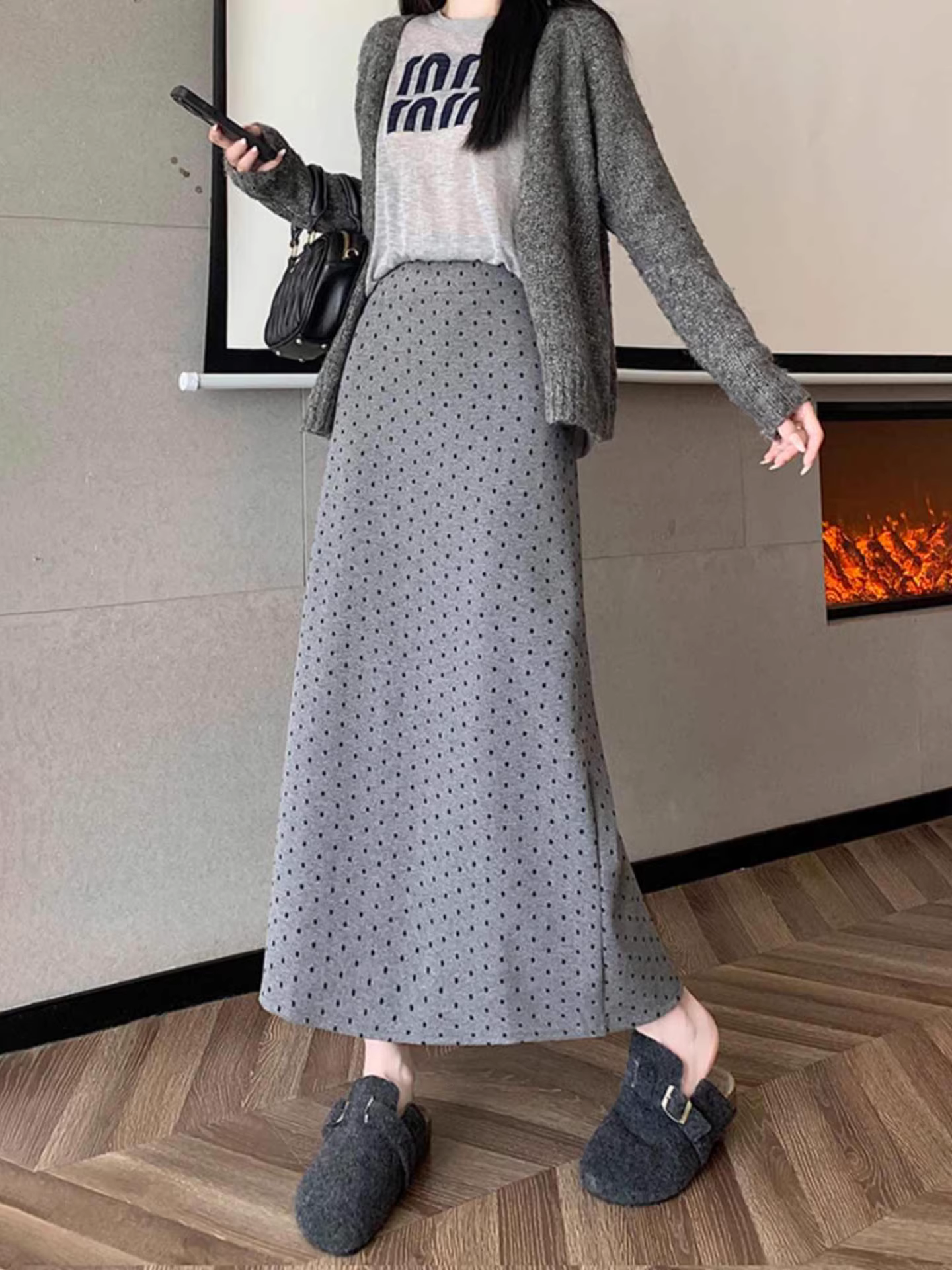 Váy bút chì chấm bi màu xám La Chapelle dành cho nữ 2025 mới thu đông, cạp cao, dáng ôm, kiểu chữ A, dài qua gối