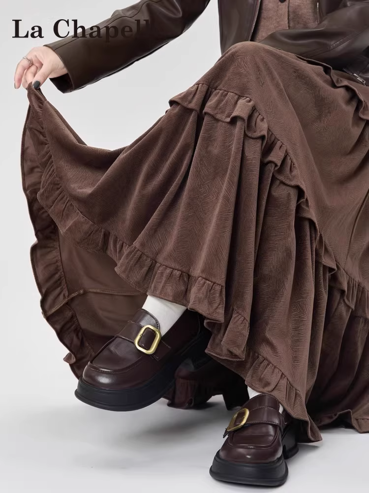 Váy bánh bèo La Chapelle dành cho nữ, mẫu mới thu đông 2025, cạp cao, xếp ly, dáng xòe dài trung bình