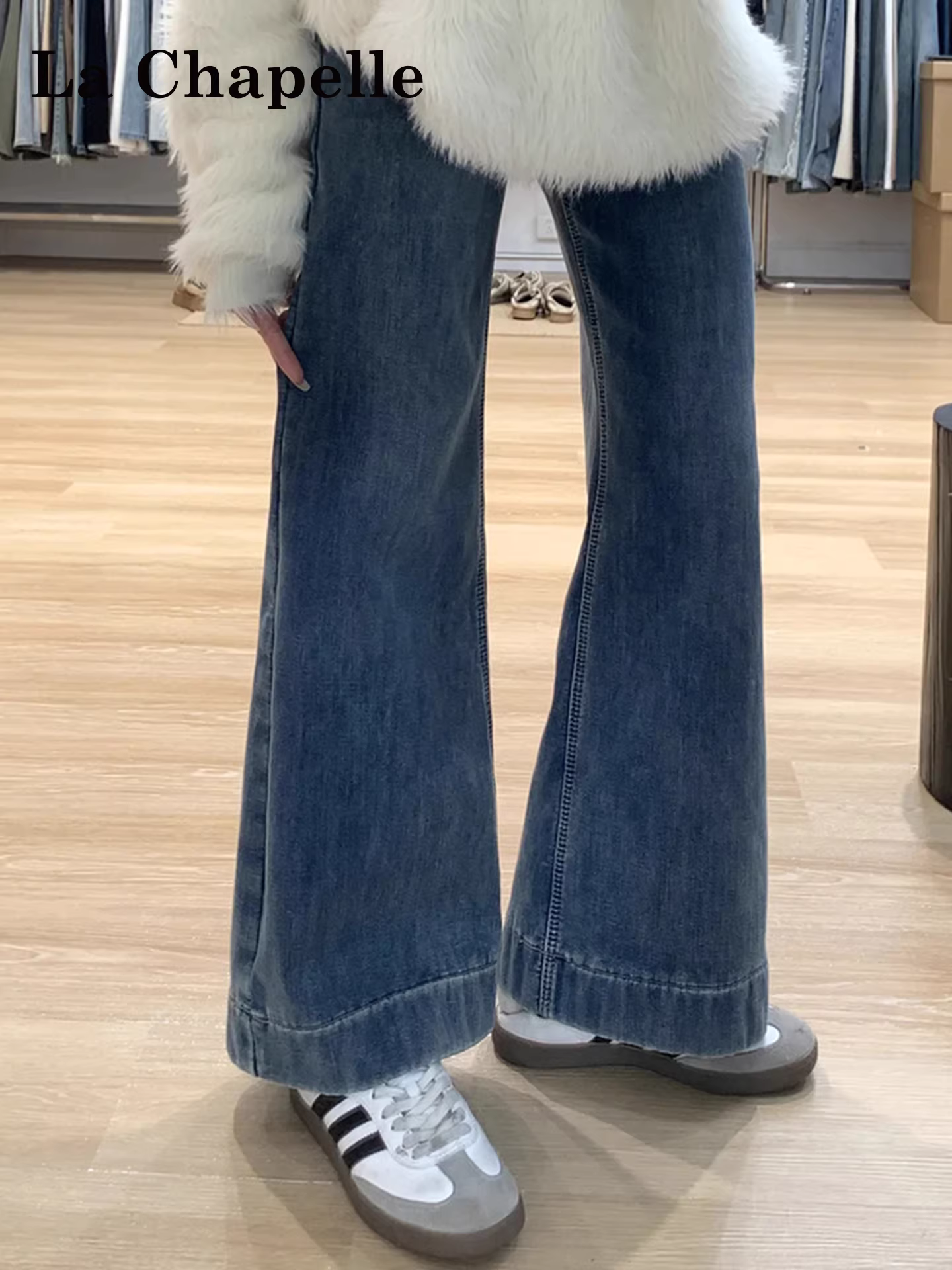 Quần jeans nữ La Chapelle kiểu dáng retro, lót lông dày, ống loe, mùa thu đông 2025, cạp cao, dáng rộng, ống chuông