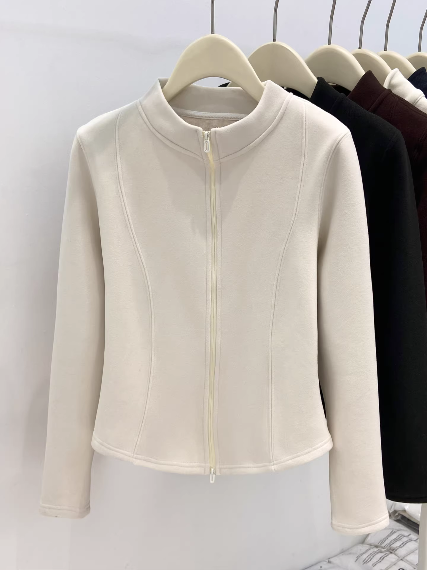 Áo khoác dài tay có cổ đứng màu trắng La Chapelle dành cho nữ 2025 áo cardigan dáng ôm vừa vặn mùa thu đông mới