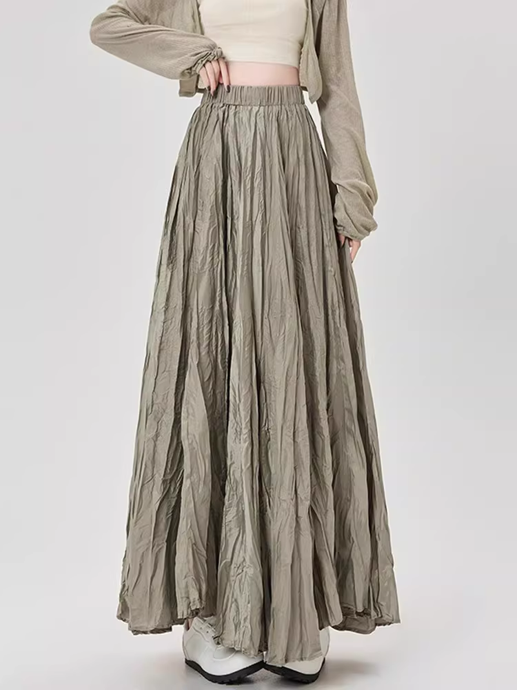 Váy xếp ly đen dáng bất quy tắc La Chapelle dành cho nữ, mẫu mới hè 2025, cạp cao, dáng chữ A, dài ngang đùi, kiểu dáng xòe.