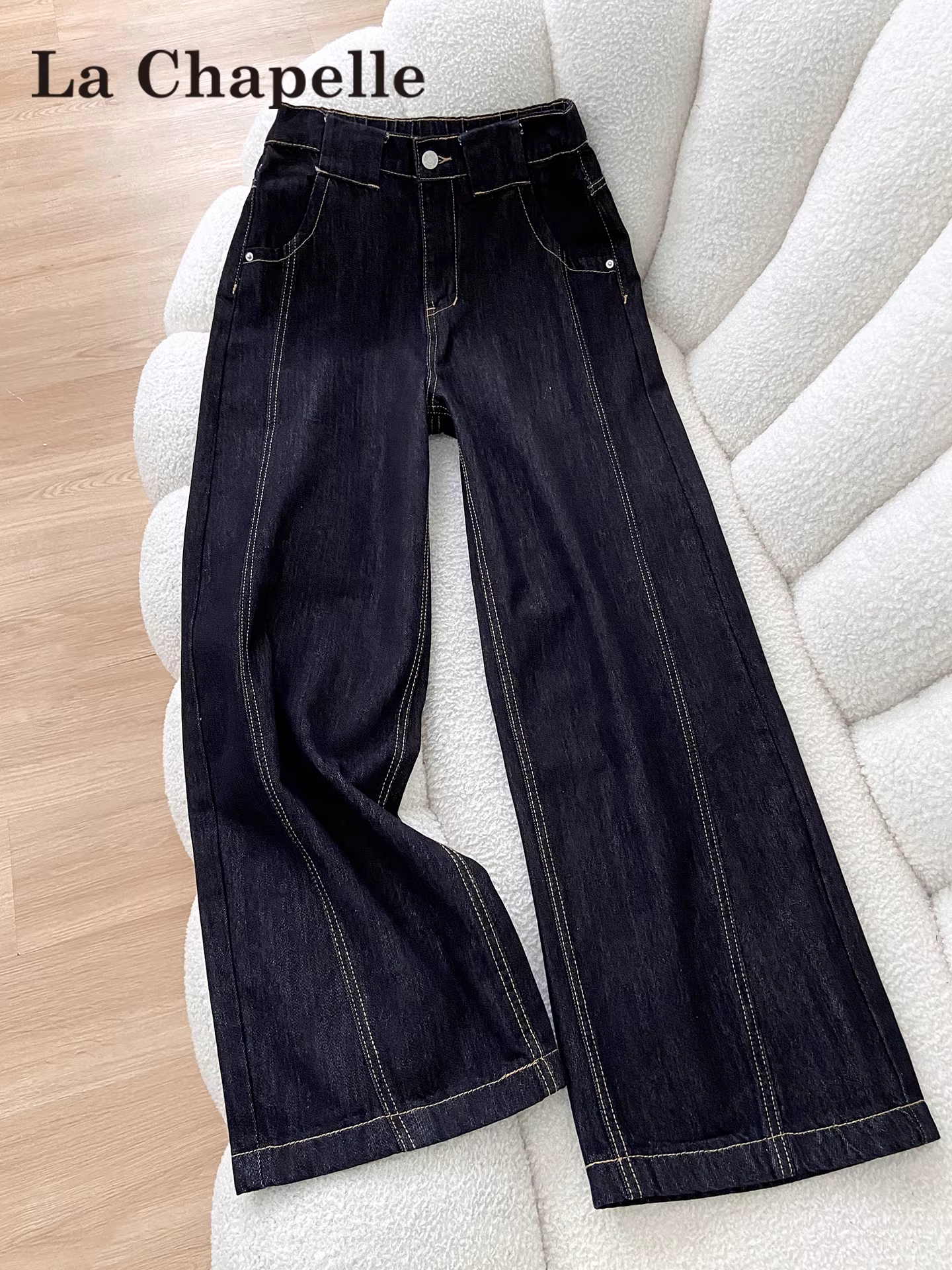 Quần jeans đen La Chapelle cạp cao ống rộng dành cho nữ, mẫu mới thu đông 2025, kiểu dáng Mỹ, ống thẳng, vải mềm mại.