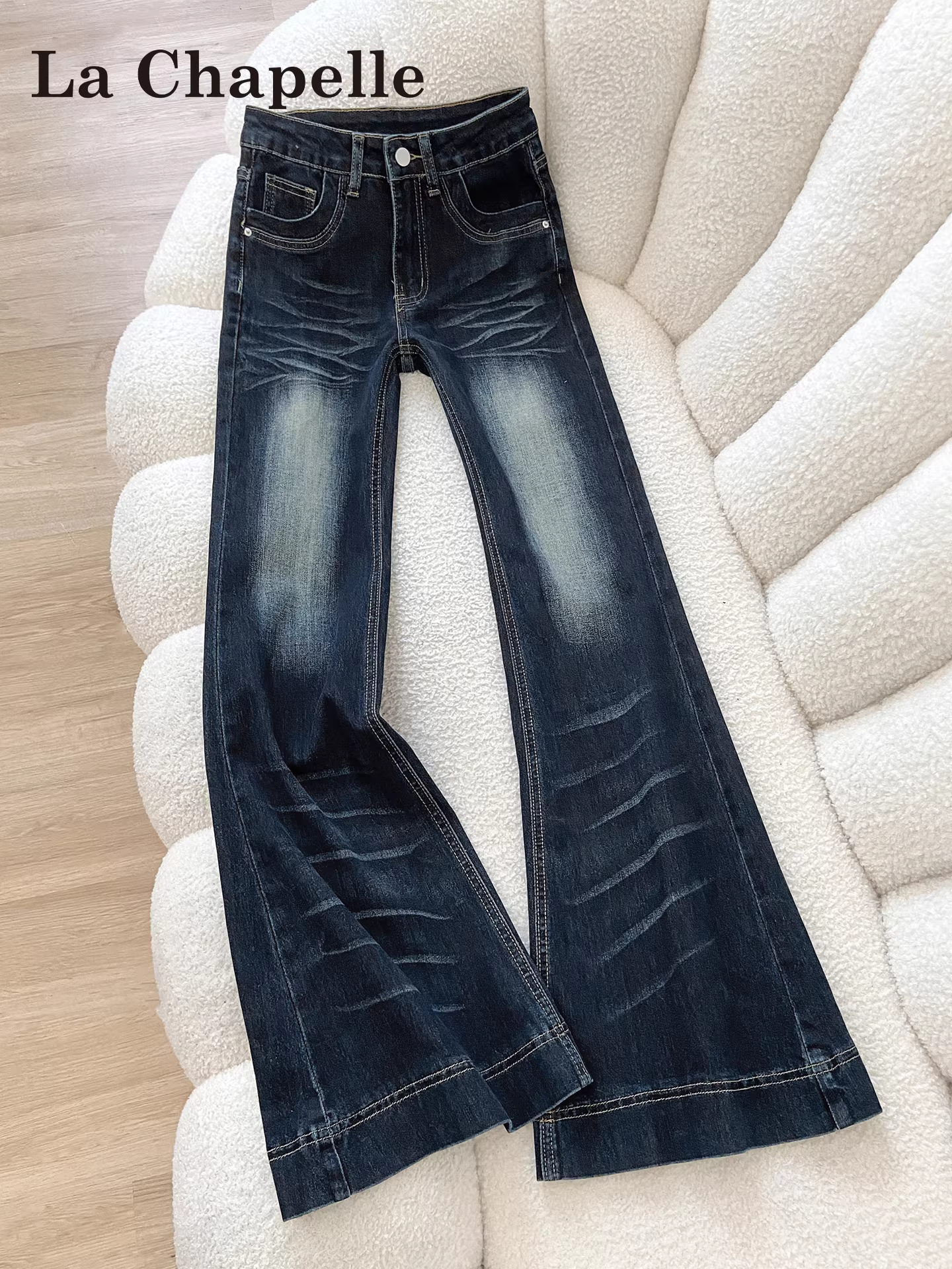 Quần jeans dáng chuông La Chapelle kiểu Mỹ cổ điển dành cho nữ, mẫu mới thu đông 2025, cạp cao, ôm dáng.