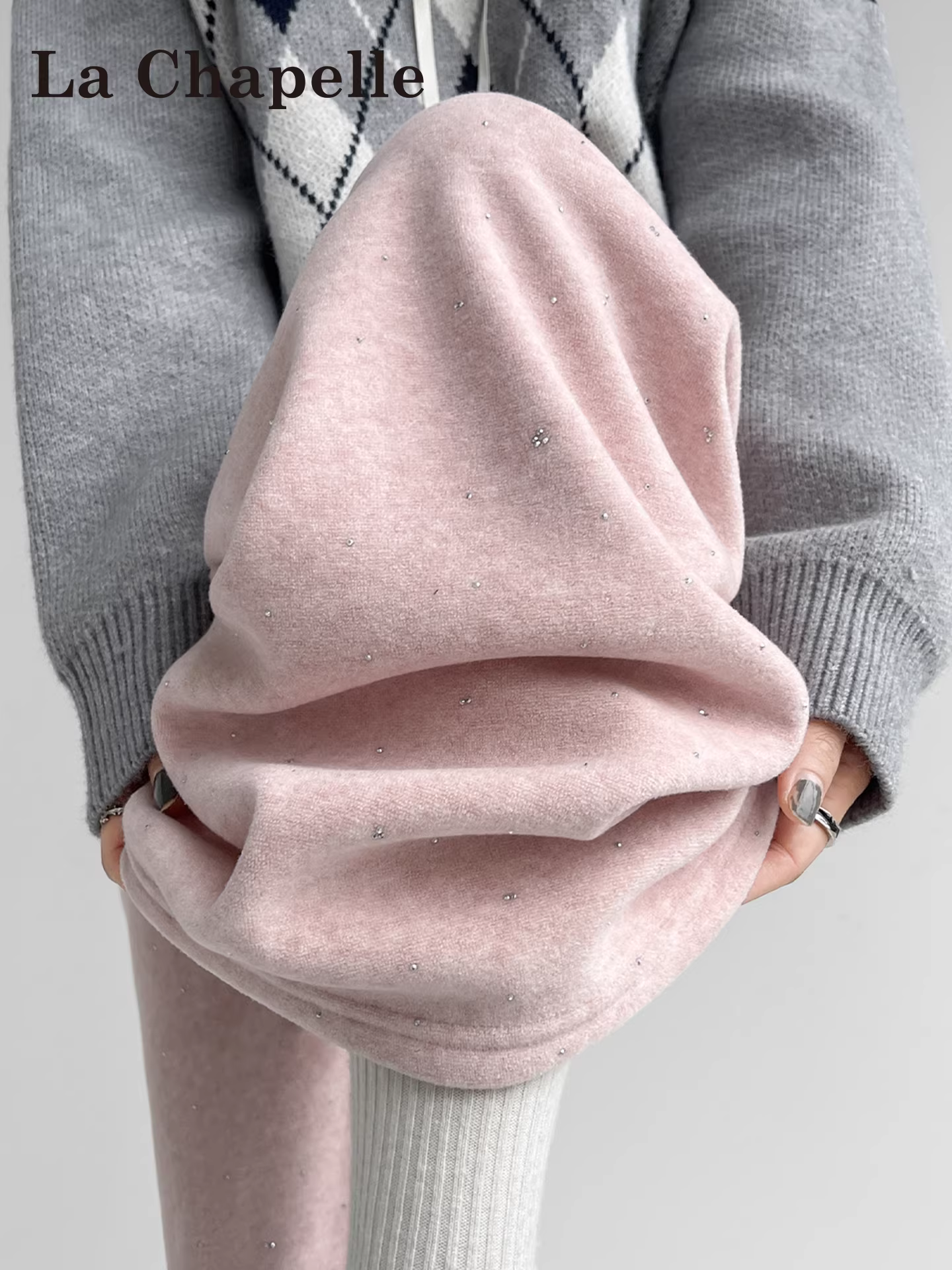 Quần ống rộng chất liệu nỉ lót lông màu hồng La Chapelle dành cho nữ, kiểu dáng xu hướng thu đông 2025, cạp cao, rộng rãi, thẳng.