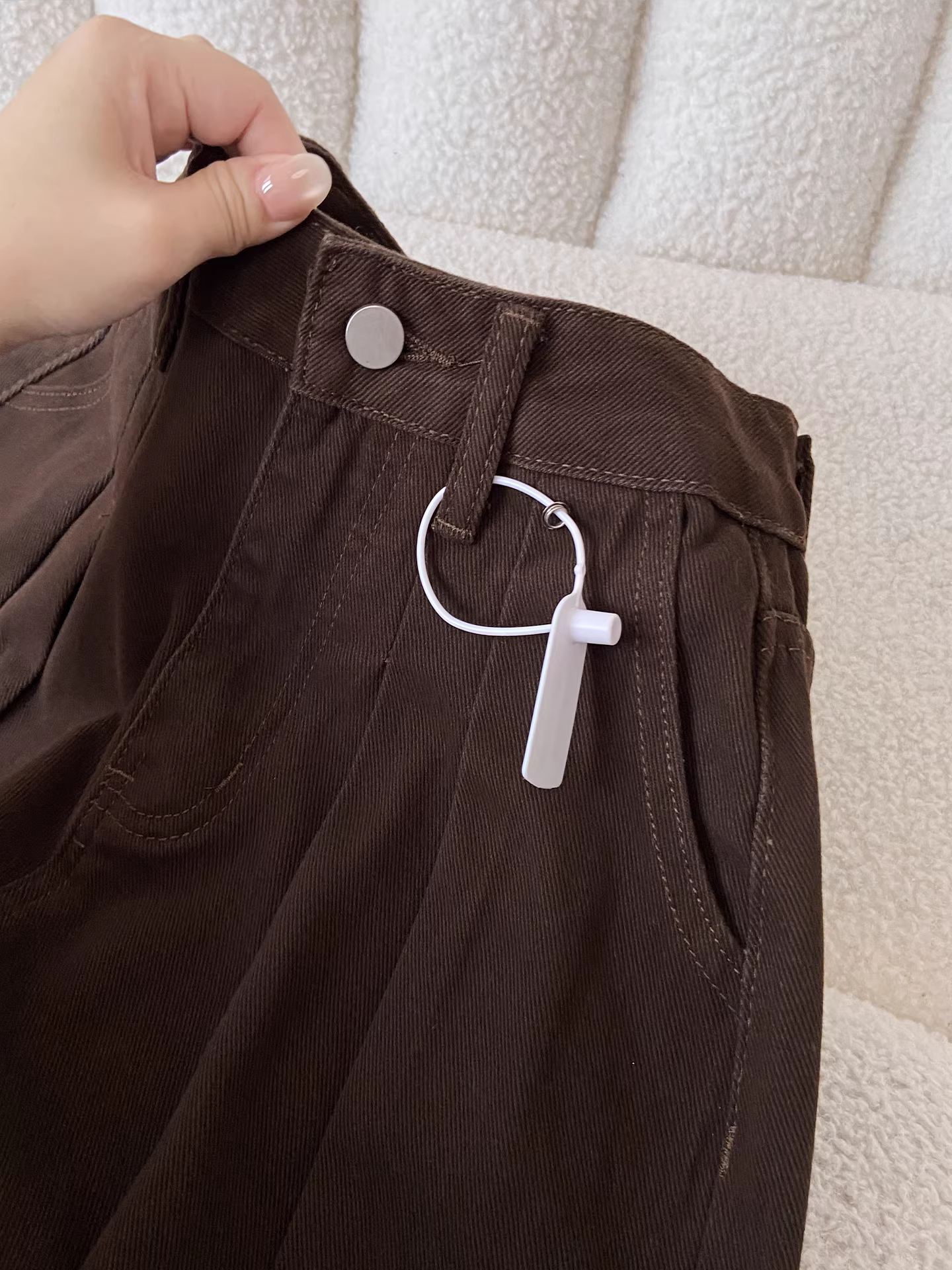 Quần jeans ống rộng màu cà phê La Chapelle dành cho nữ, mẫu mới thu đông 2025, cạp cao, dáng rộng, dài chấm đất, kiểu thẳng