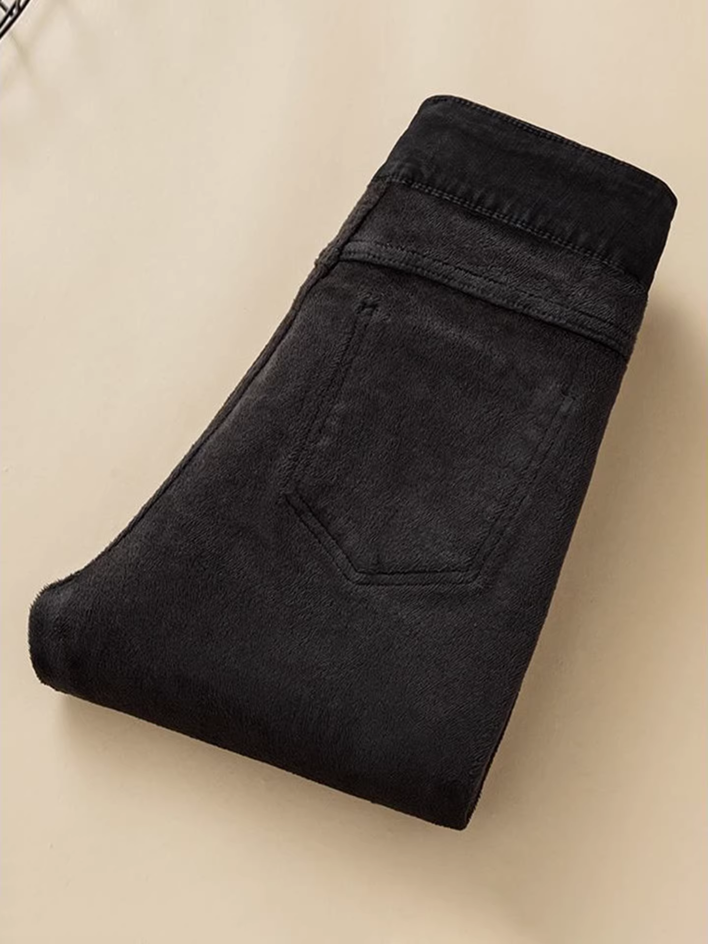 Quần jean nữ La Chapelle màu đen, lót lông cừu, dày dặn, ôm sát, kiểu dáng mới thu đông 2025, cạp cao, dáng bút chì