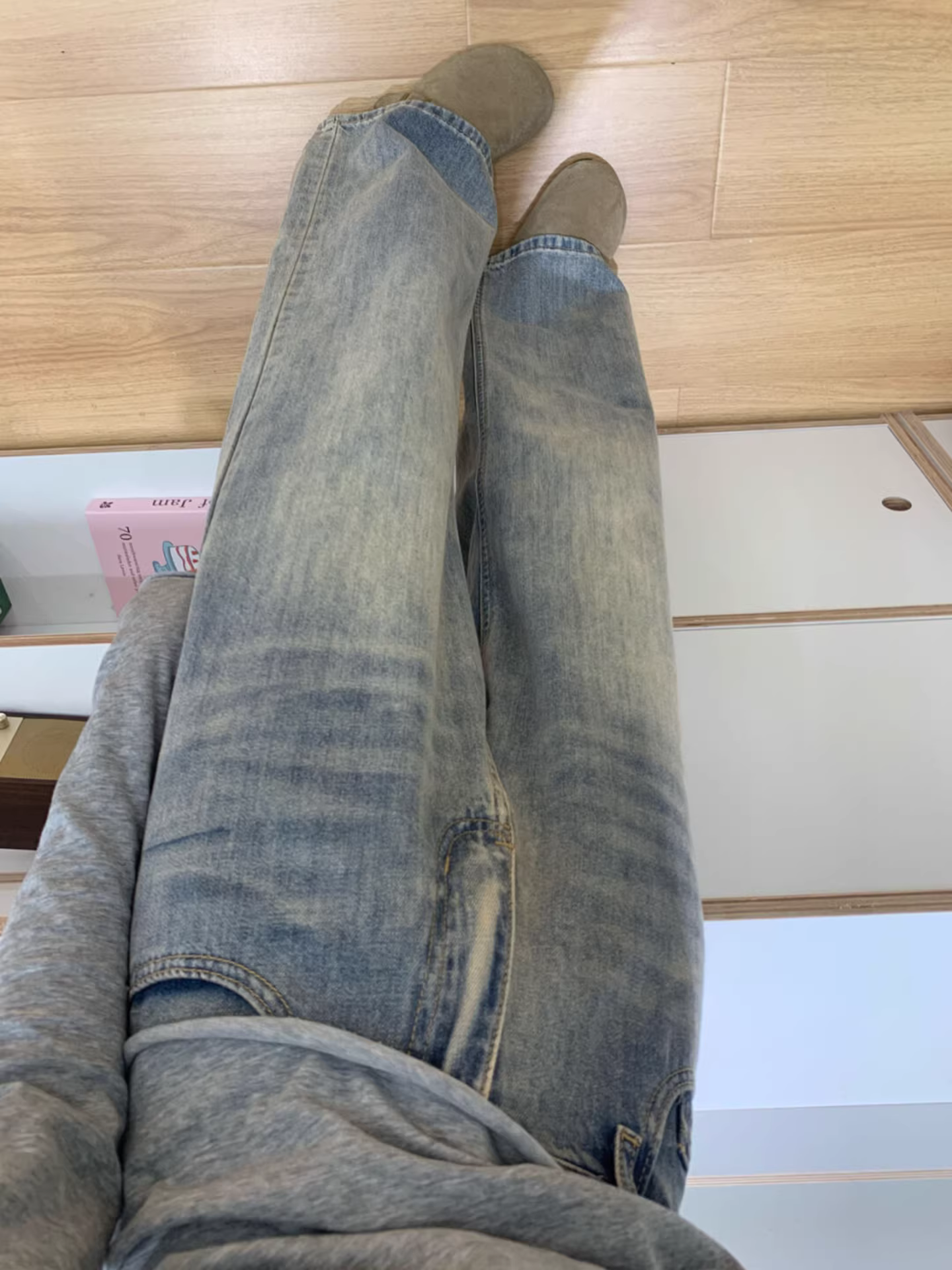 Quần jeans ống rộng lót lông cừu La Chapelle dành cho nữ, mẫu mới thu đông 2025, màu sáng, dáng thẳng, size nhỏ nhắn