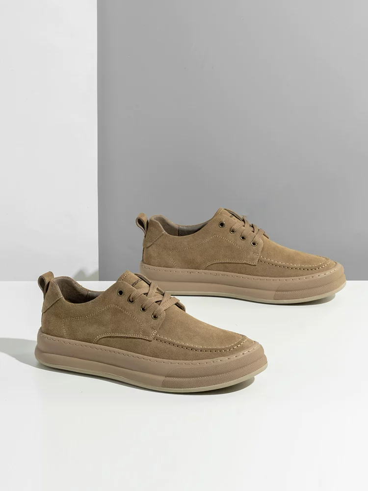 Giày nam Maple Leaf Giày thể thao cổ điển Giày nam mùa đông cổ thấp Giày mới hợp thời trang phong cách Hàn Quốc Giày da nam thông thường Đa năng và thoáng khí