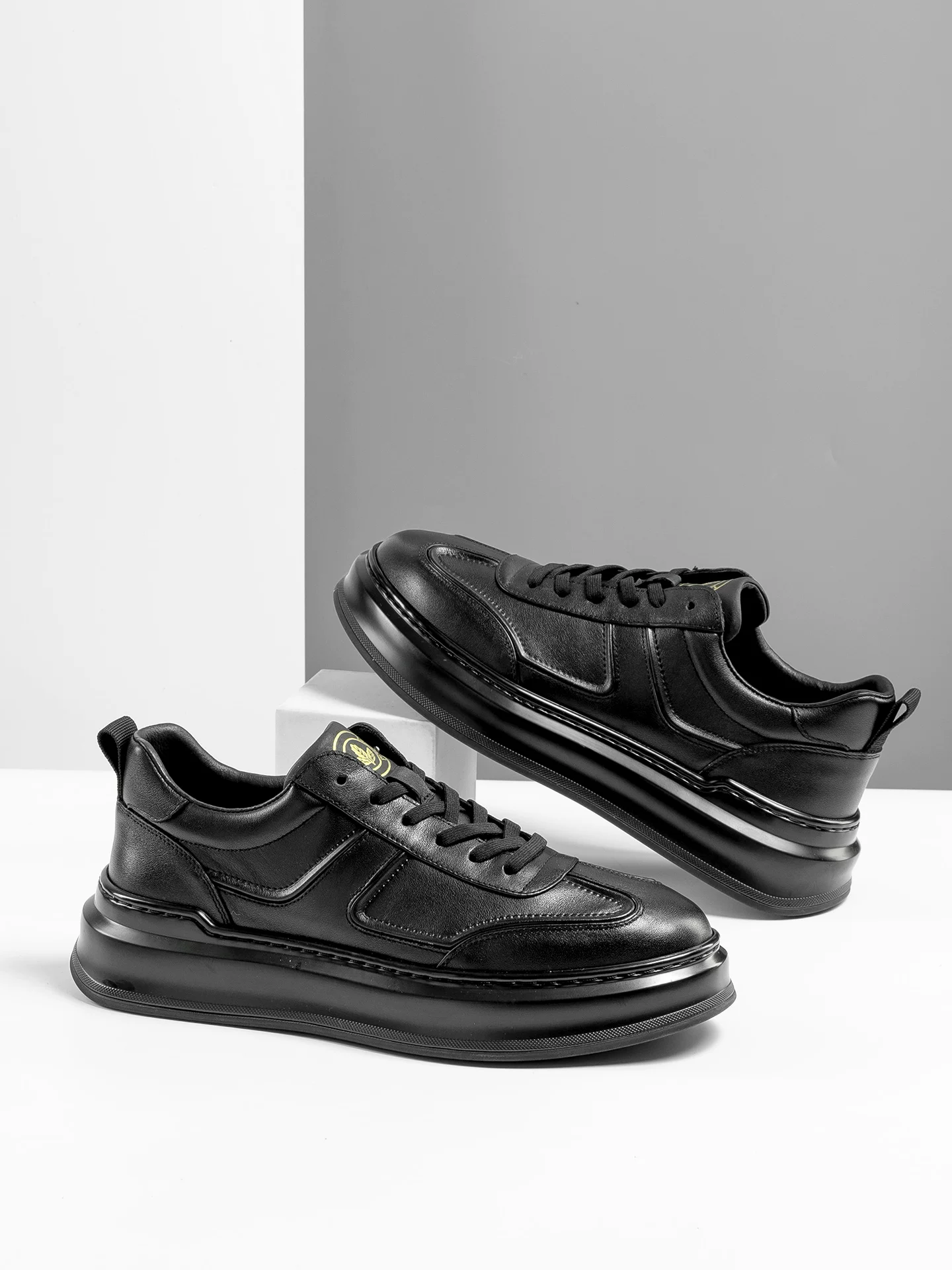 Giày nam Maple Leaf Giày da nam chính hãng Giày thường ngày mùa đông 2025 Giày da công sở mới Giày da nam phong cách Hàn Quốc Giày thể thao đa năng Đế mềm