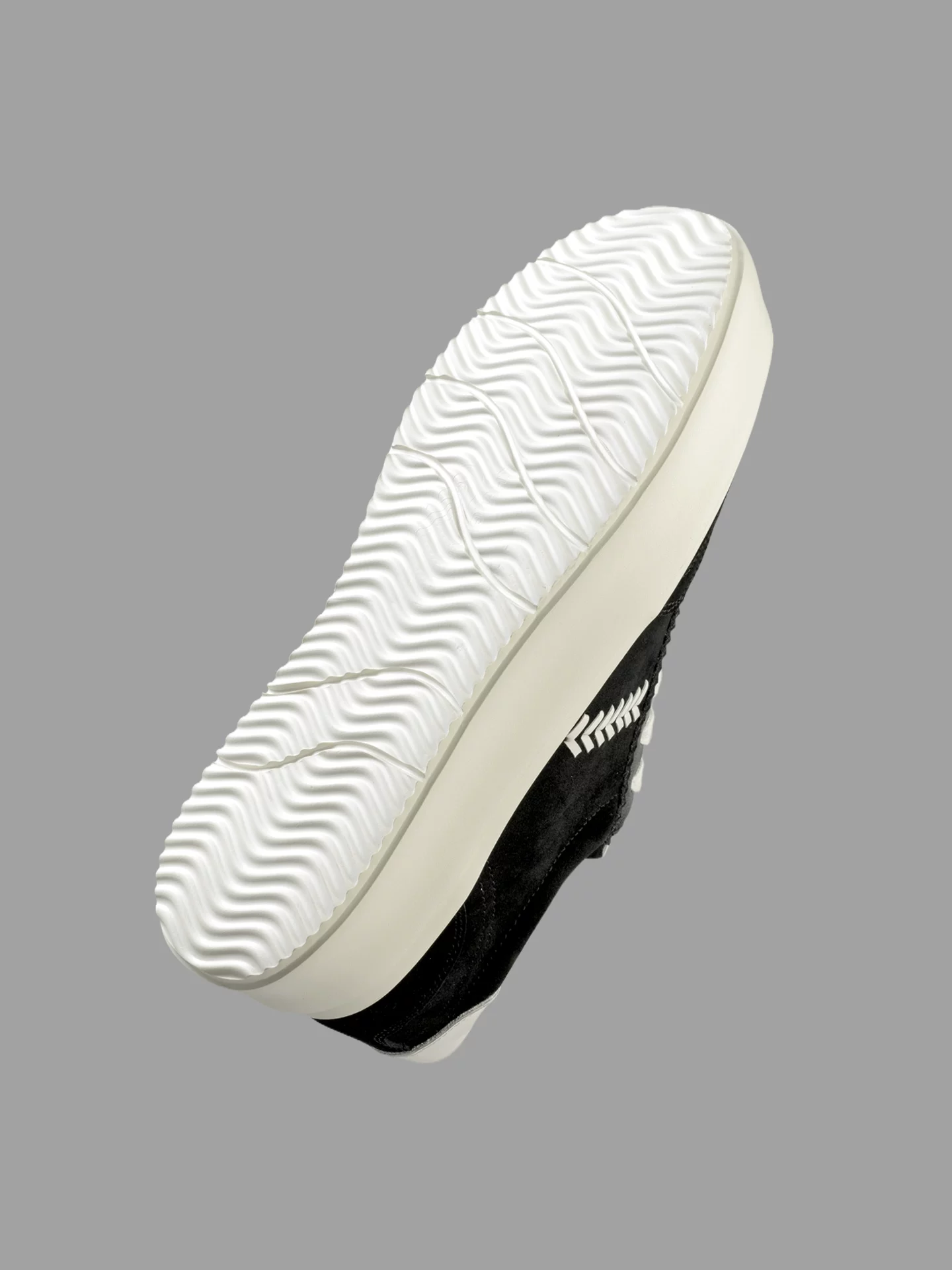 Giày Sneaker Nam Da Thật Maple Leaf Thu Đông 2025 Đế Dày Phong Cách Đức Giày Thể Thao Nam Retro Thoải Mái Tăng Chiều Cao